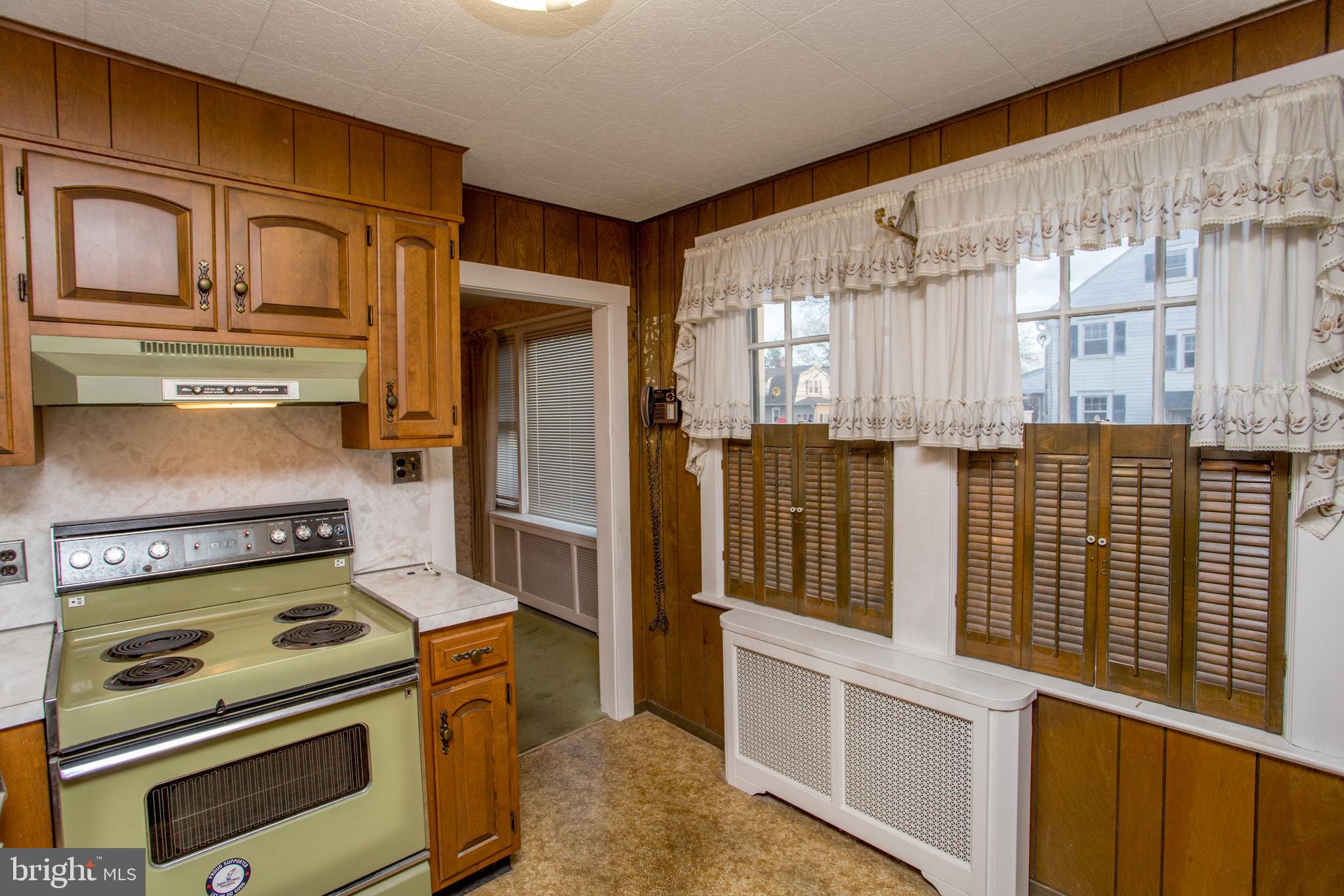 EDGELY - Residential