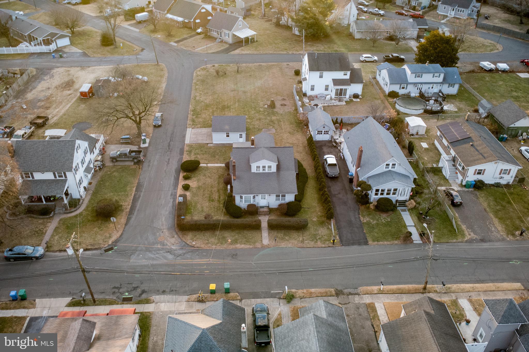 EDGELY - Residential