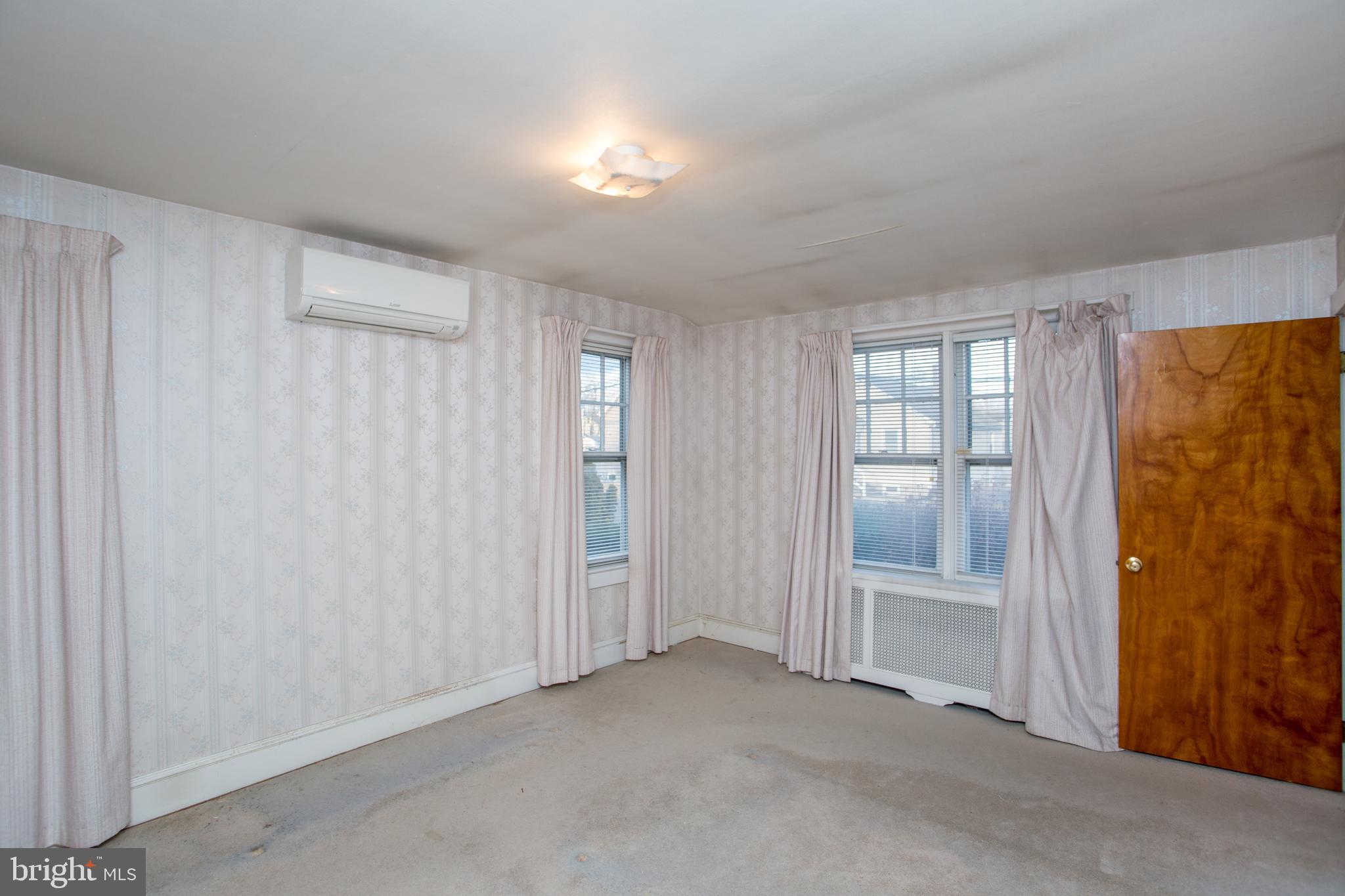 EDGELY - Residential