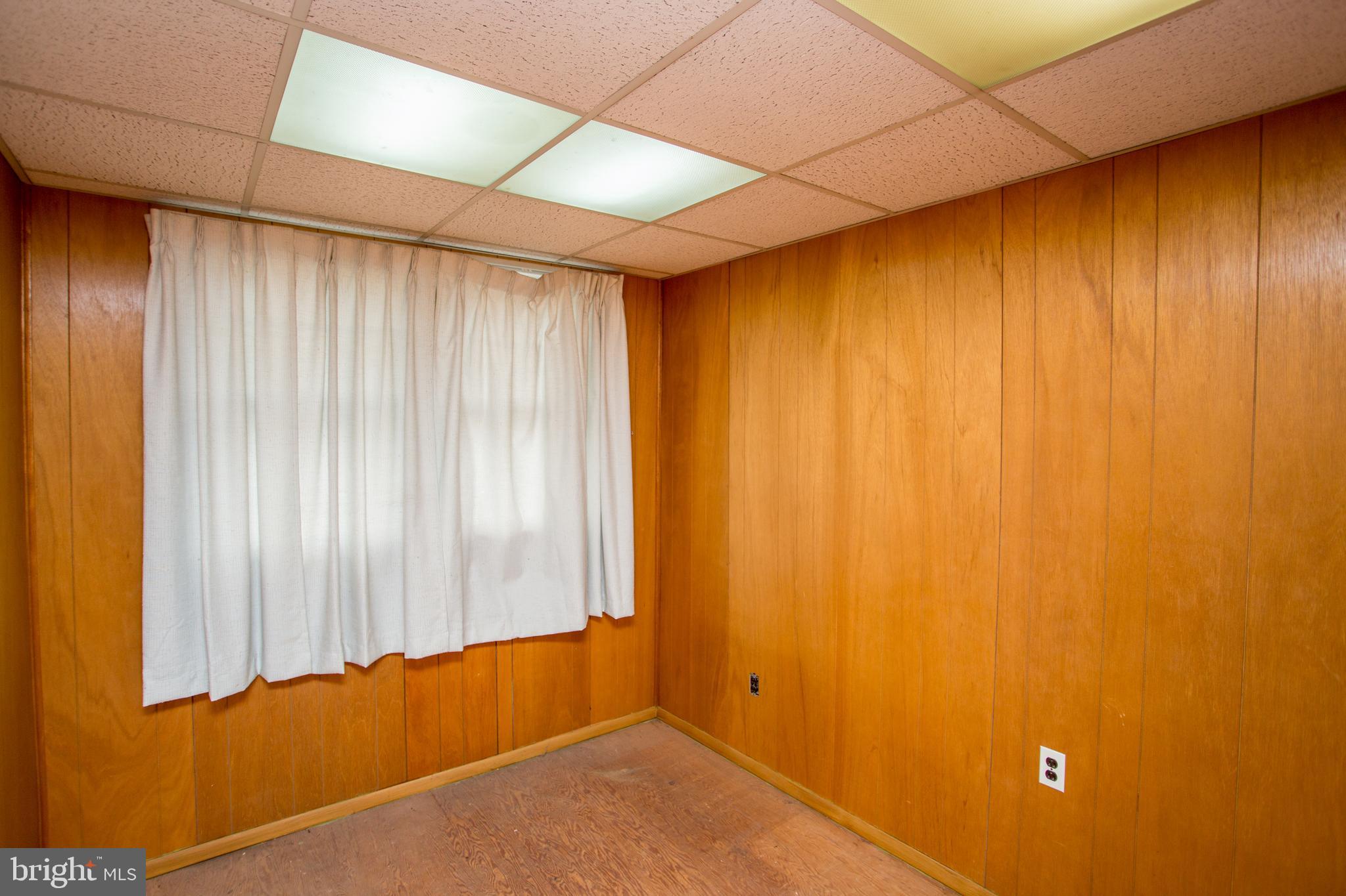 EDGELY - Residential