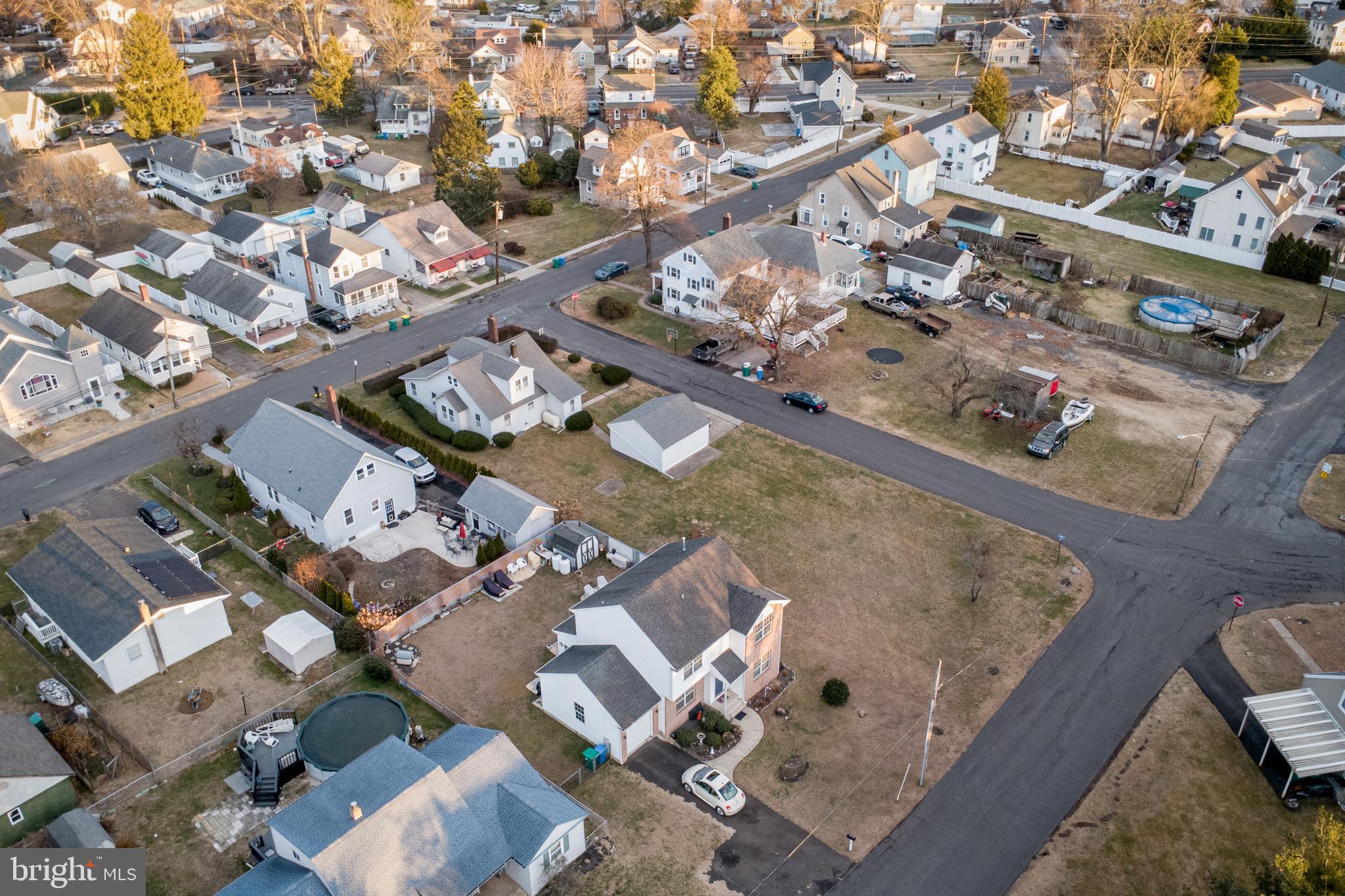 EDGELY - Residential