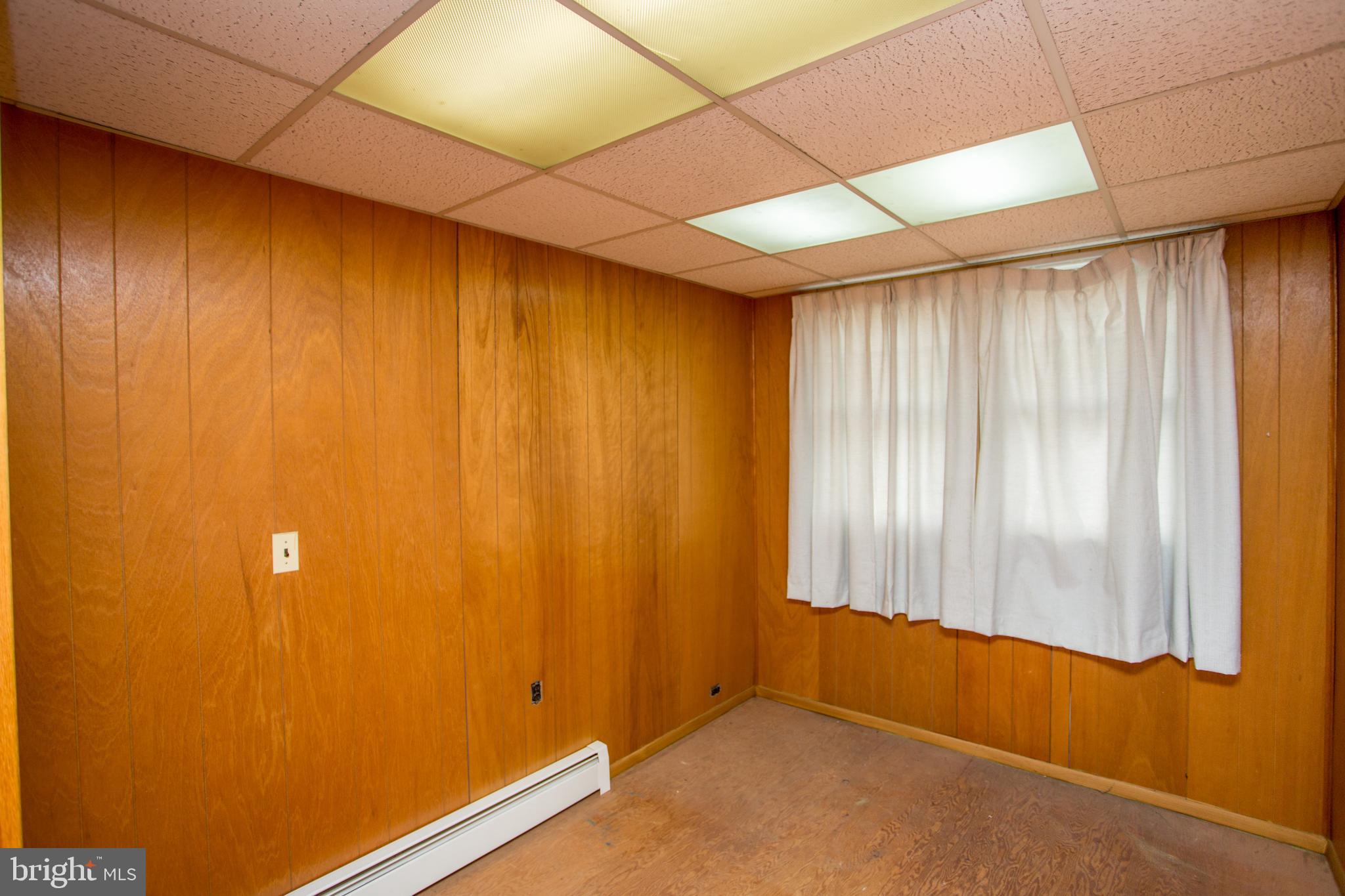 EDGELY - Residential