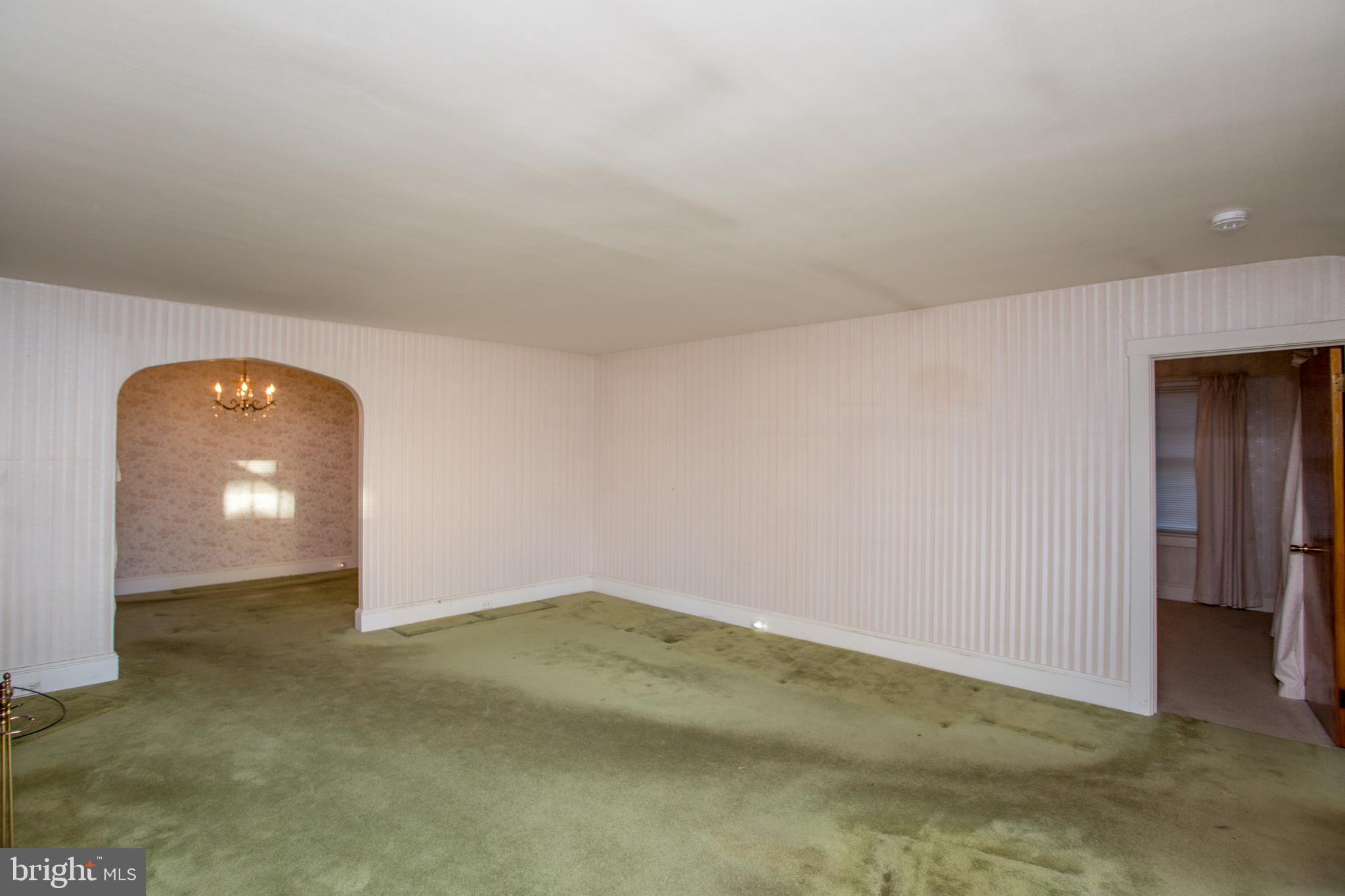 EDGELY - Residential