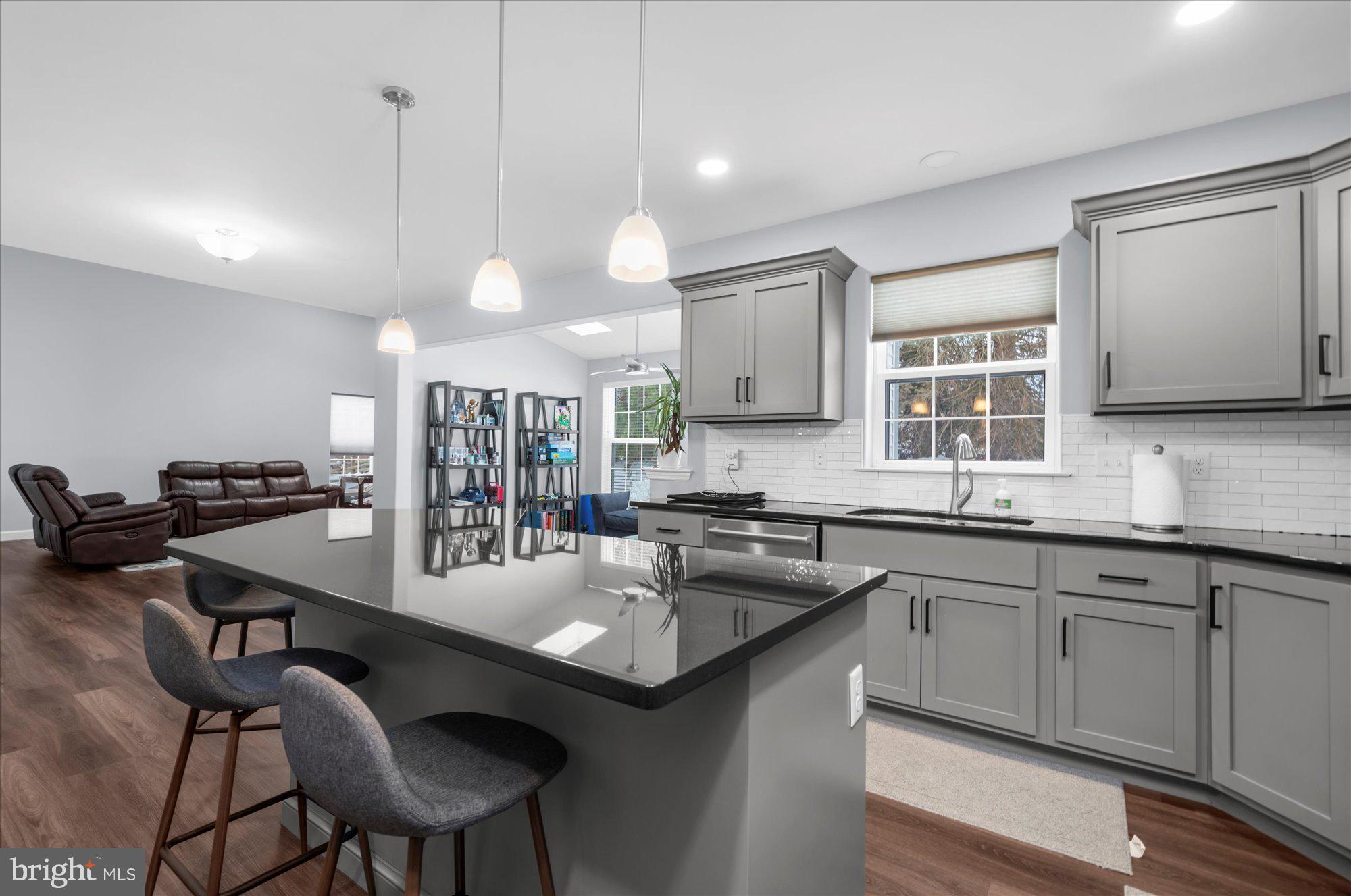 HEIDELBERG CROSSING - Residential