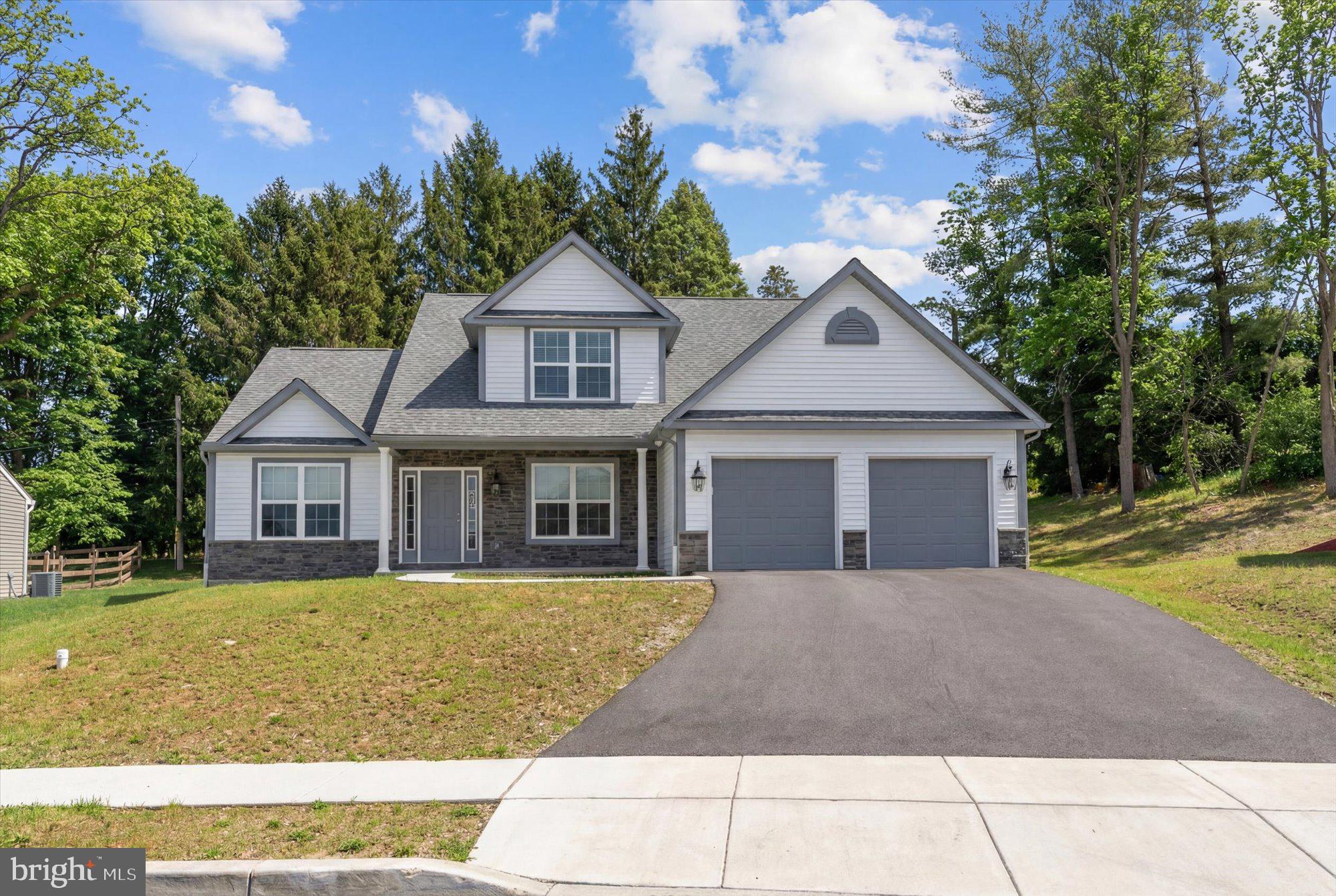 HEIDELBERG CROSSING - Residential