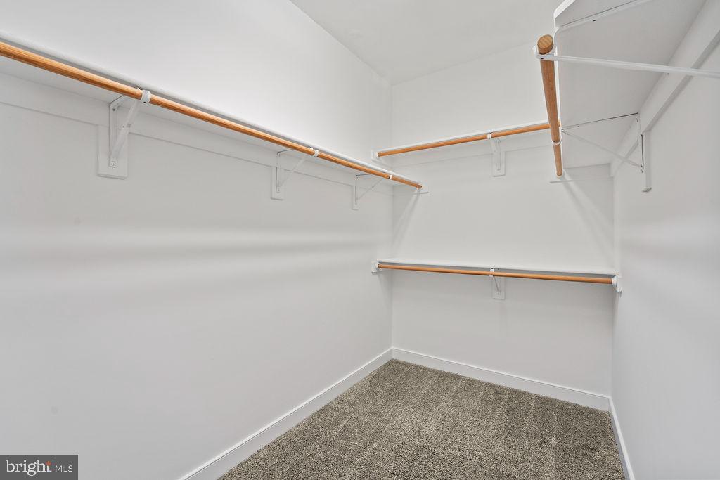 BOWLING GREEN MEADOWS - Residential