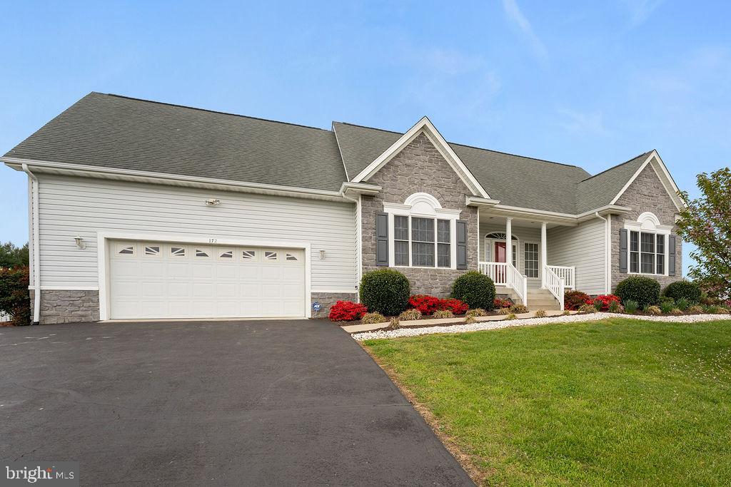 BOWLING GREEN MEADOWS - Residential