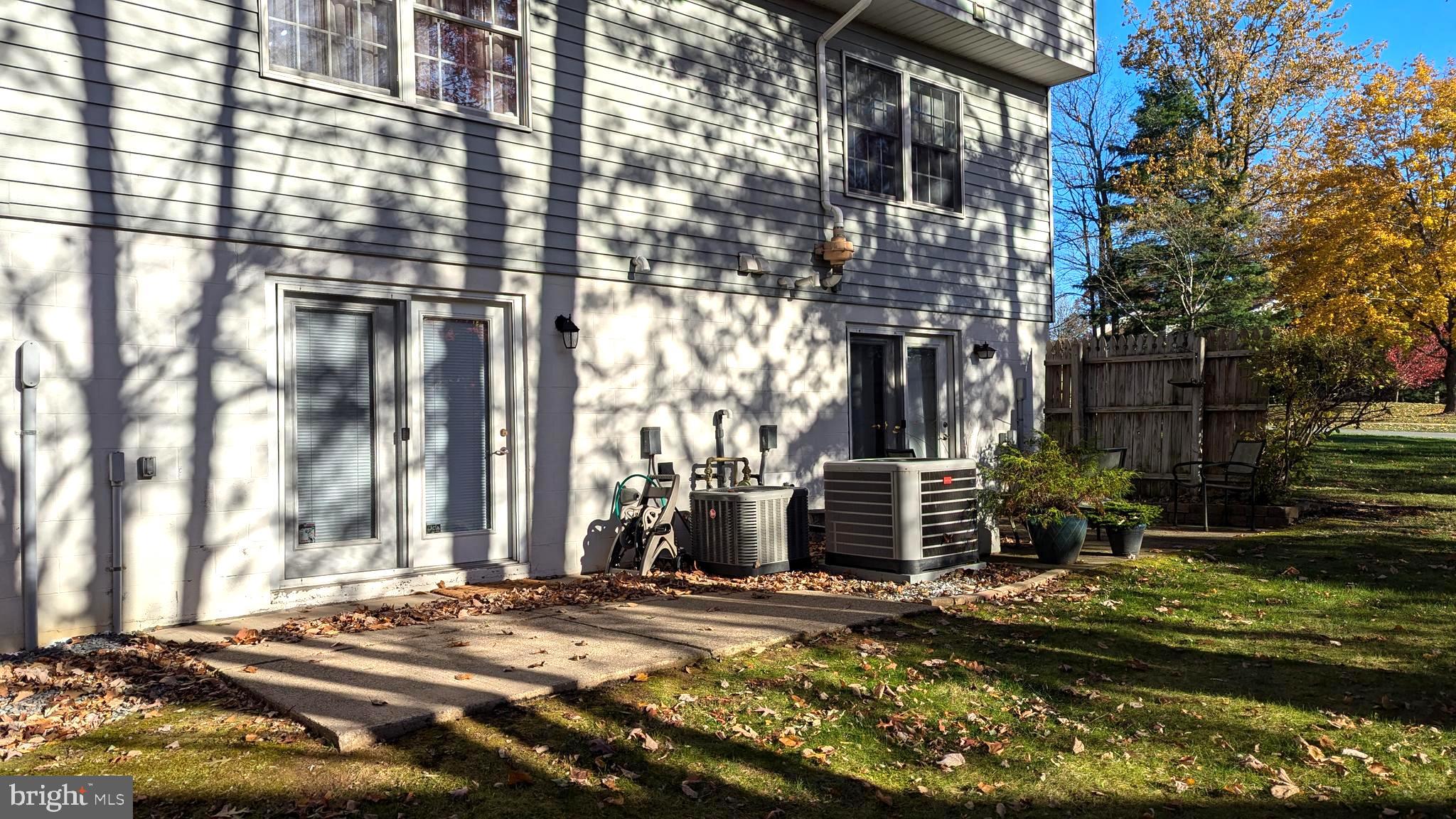 PENFIELD TOWNHOMES - Residential