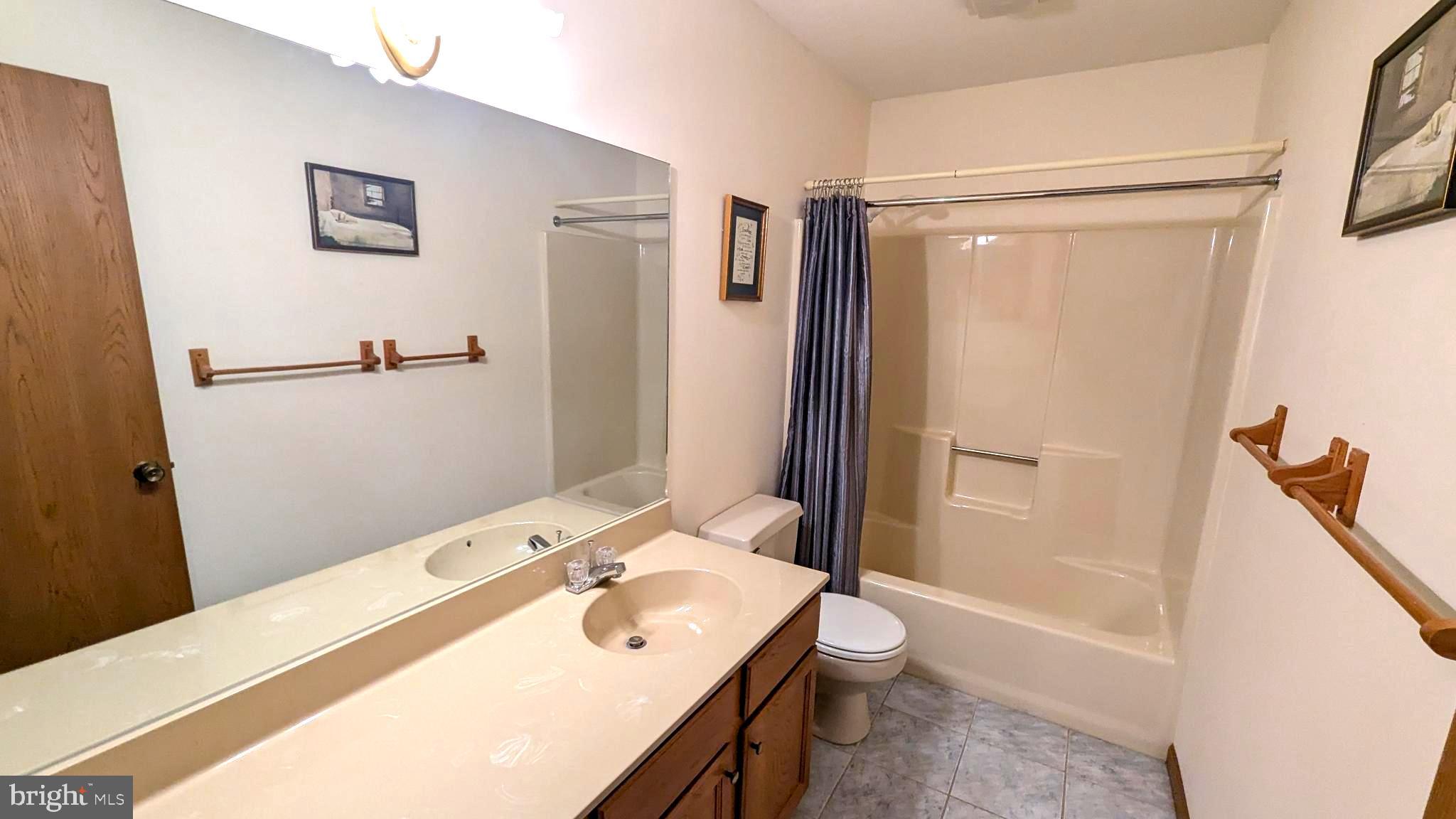 PENFIELD TOWNHOMES - Residential