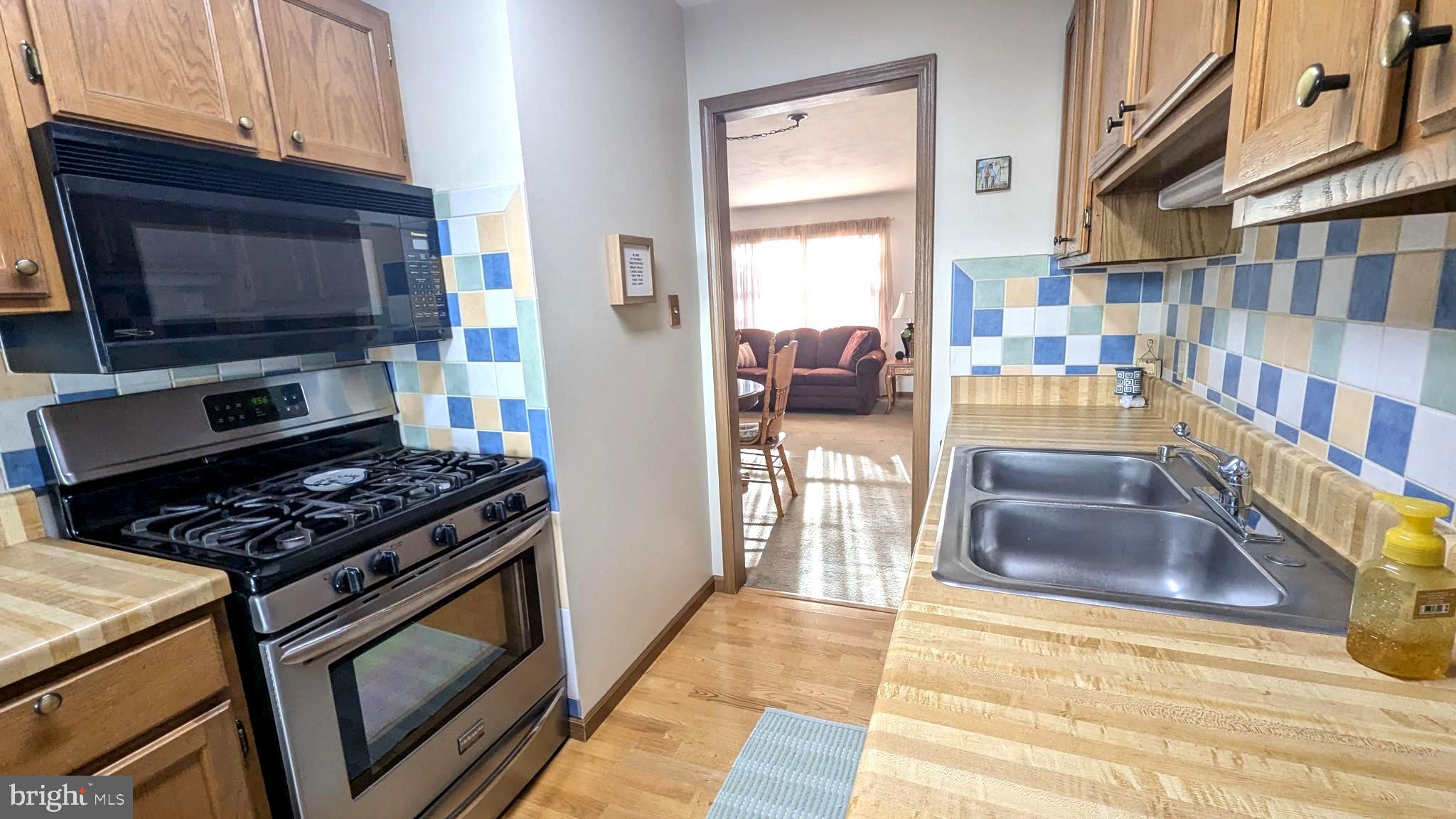 PENFIELD TOWNHOMES - Residential