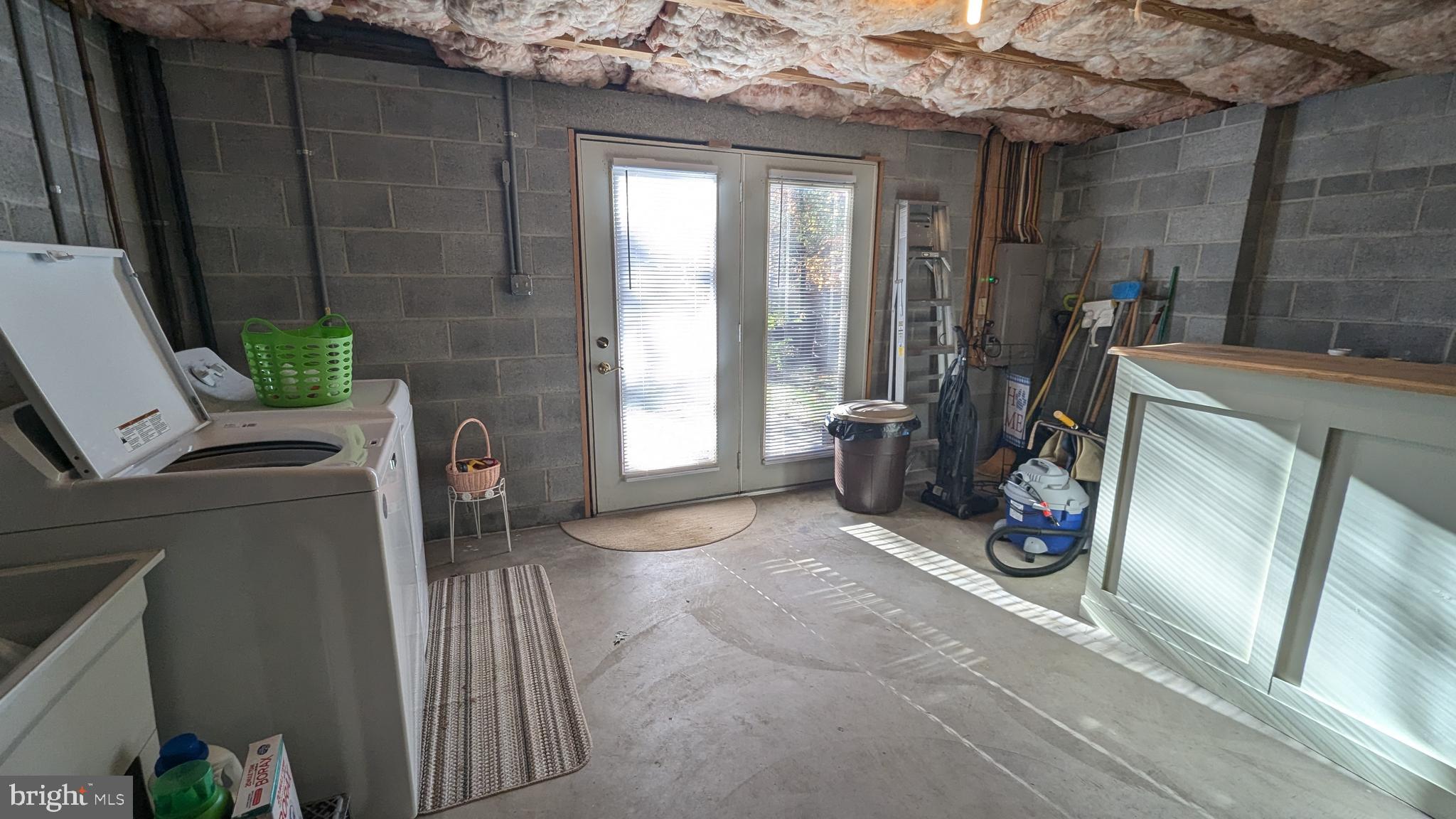 PENFIELD TOWNHOMES - Residential