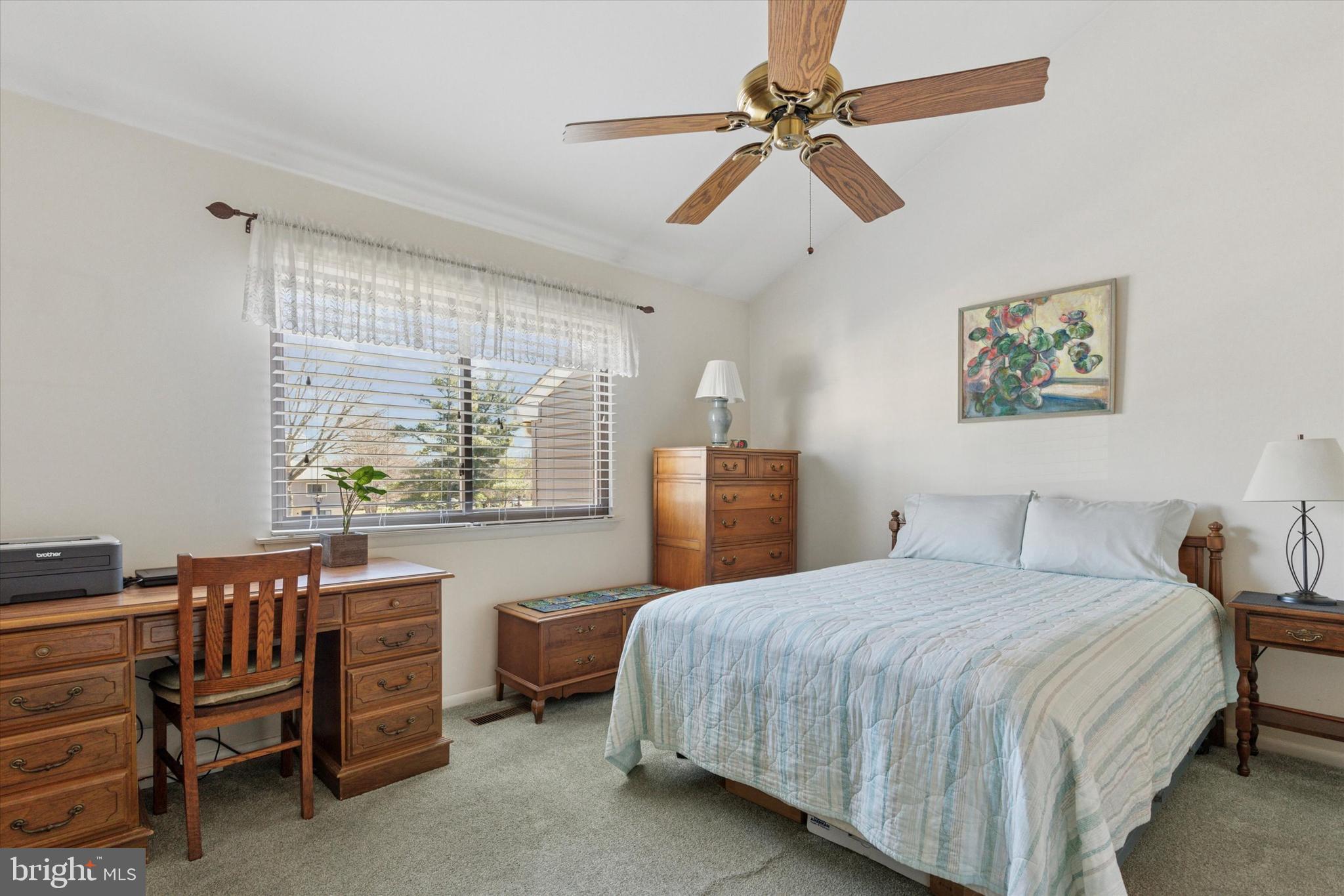 SAW MILL VALLEY - Residential