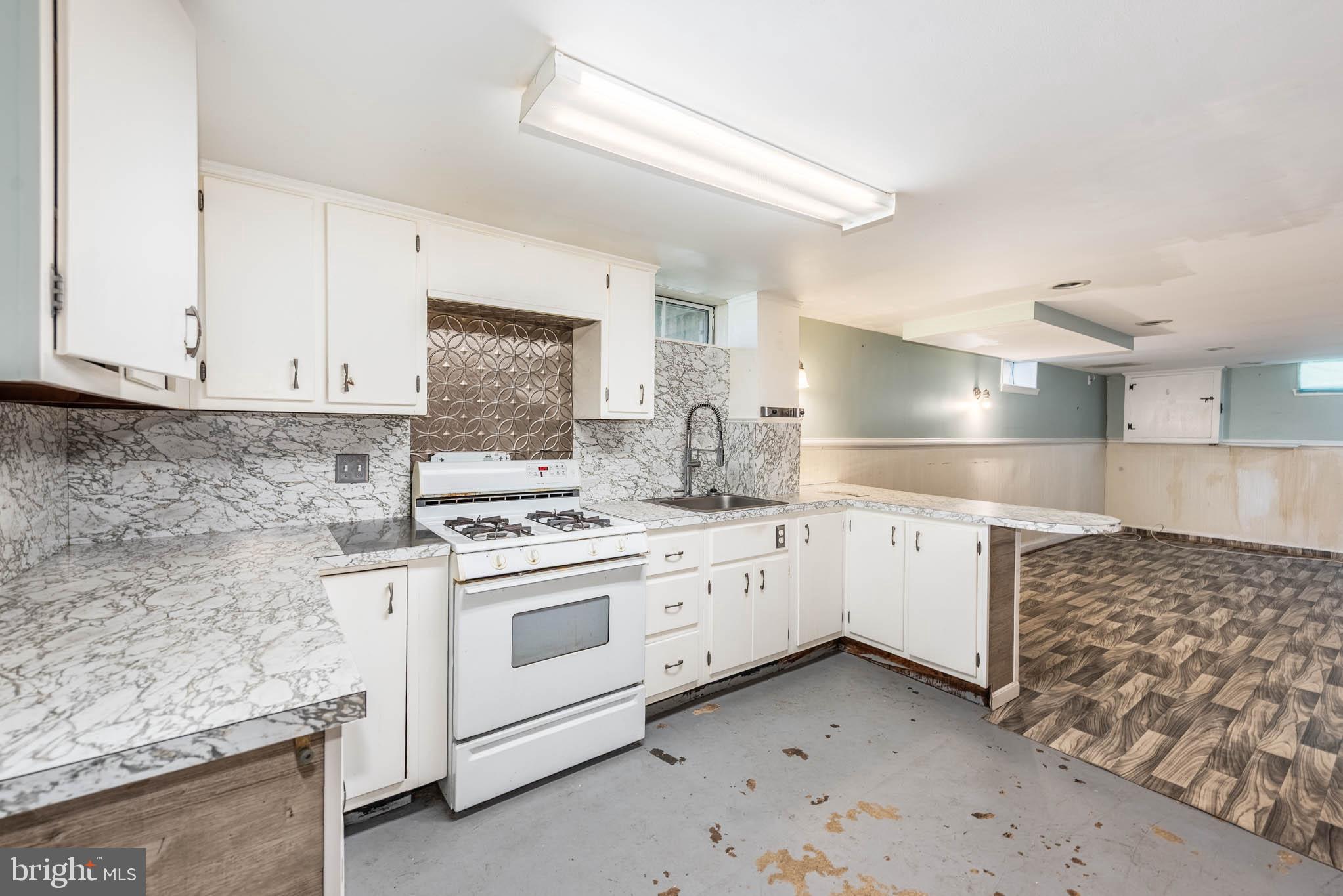 BROOKLYN PARK - Residential