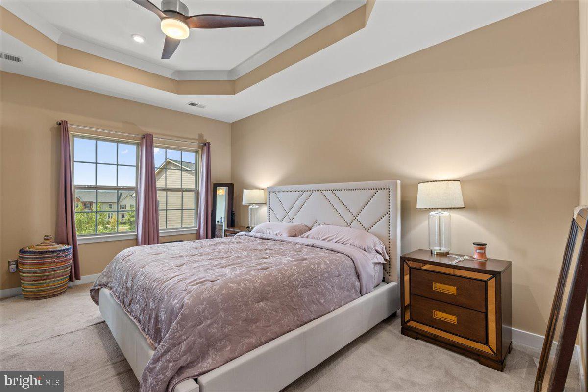 POTOMAC SHORES - Residential Lease