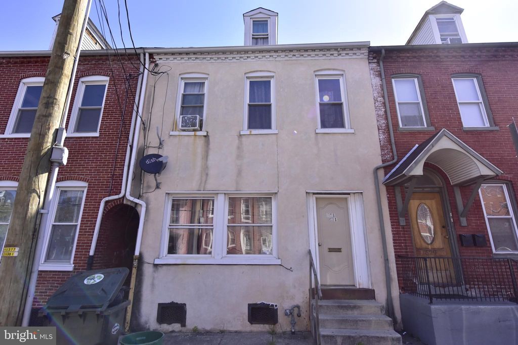 Photo of 631 N QUEEN ST, LANCASTER, PA 17603 (MLS # PALA2034576)