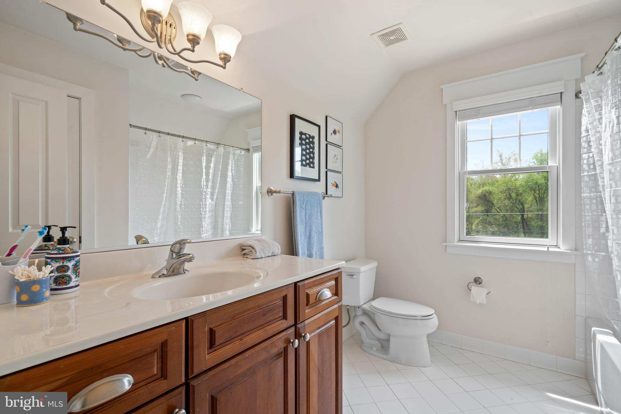 FAIRFAX FARMS - Residential