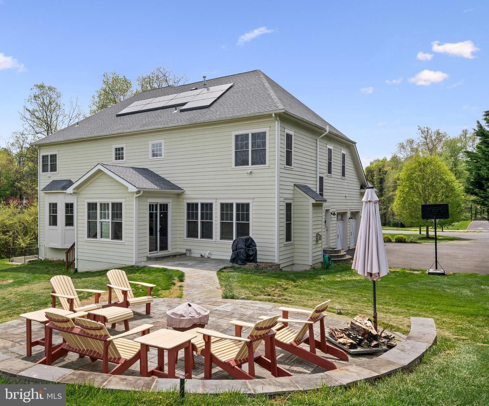 FAIRFAX FARMS - Residential