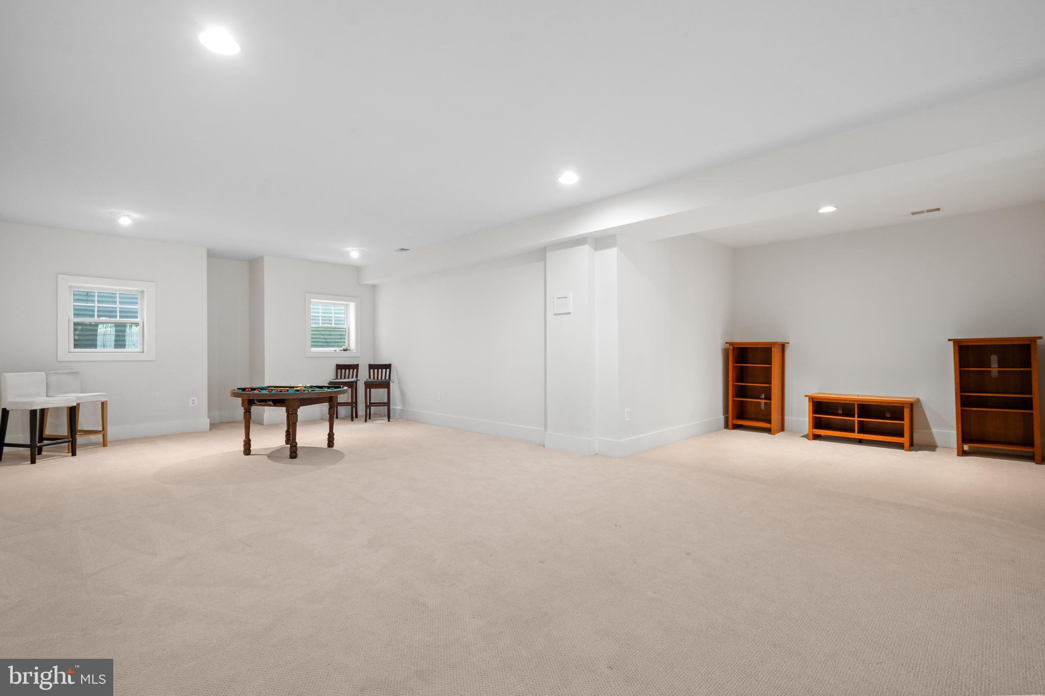 FAIRFAX FARMS - Residential