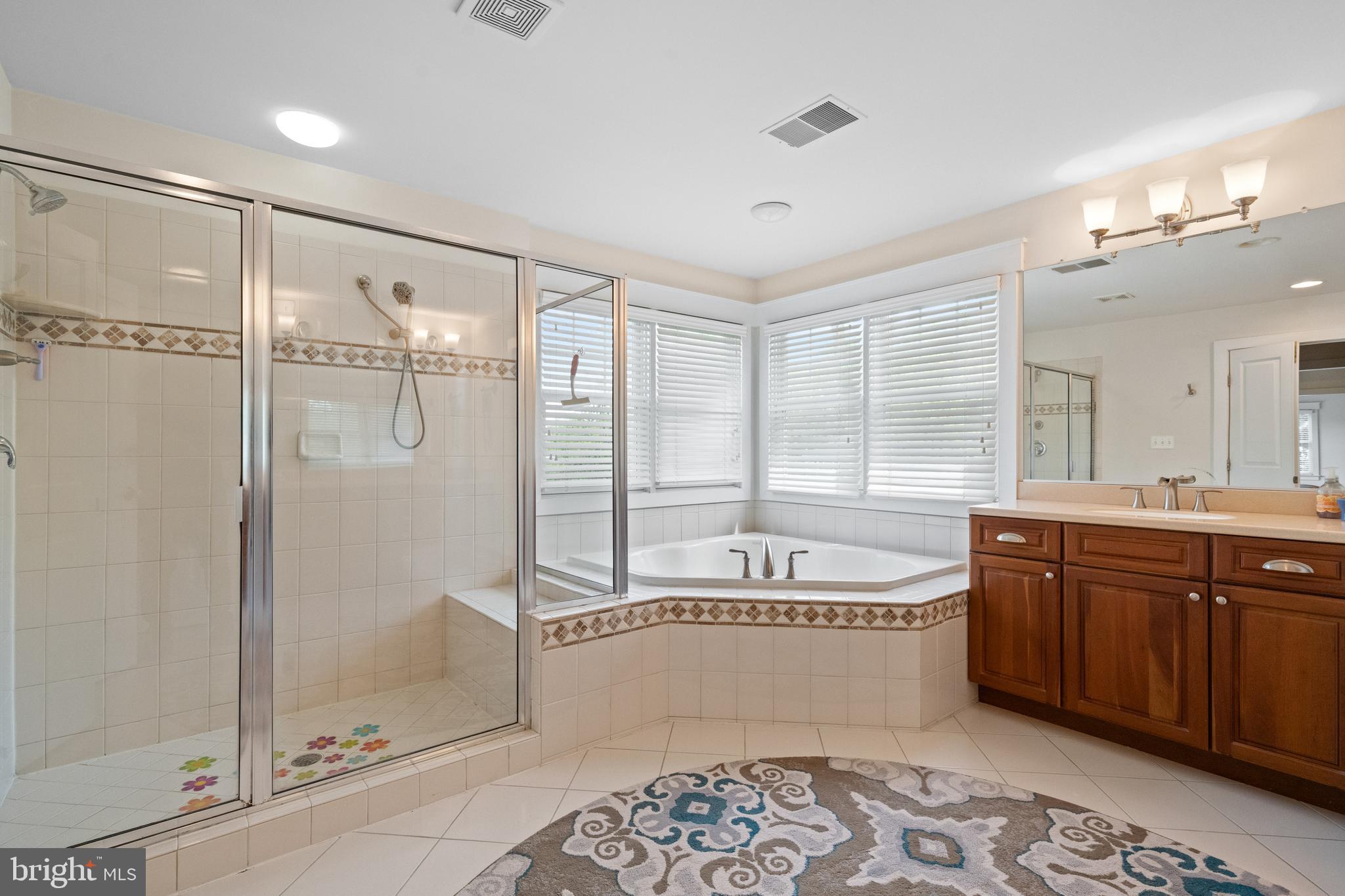 FAIRFAX FARMS - Residential