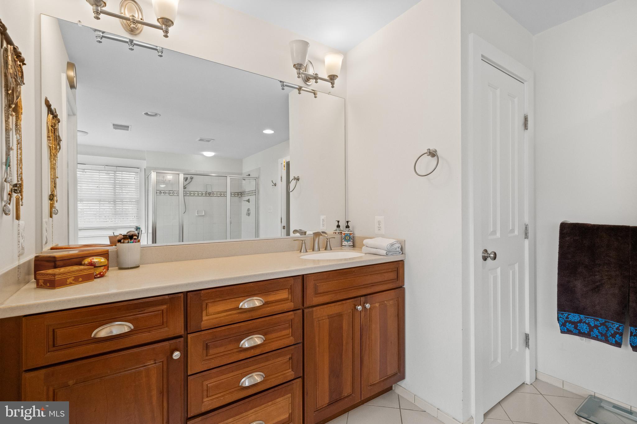 FAIRFAX FARMS - Residential