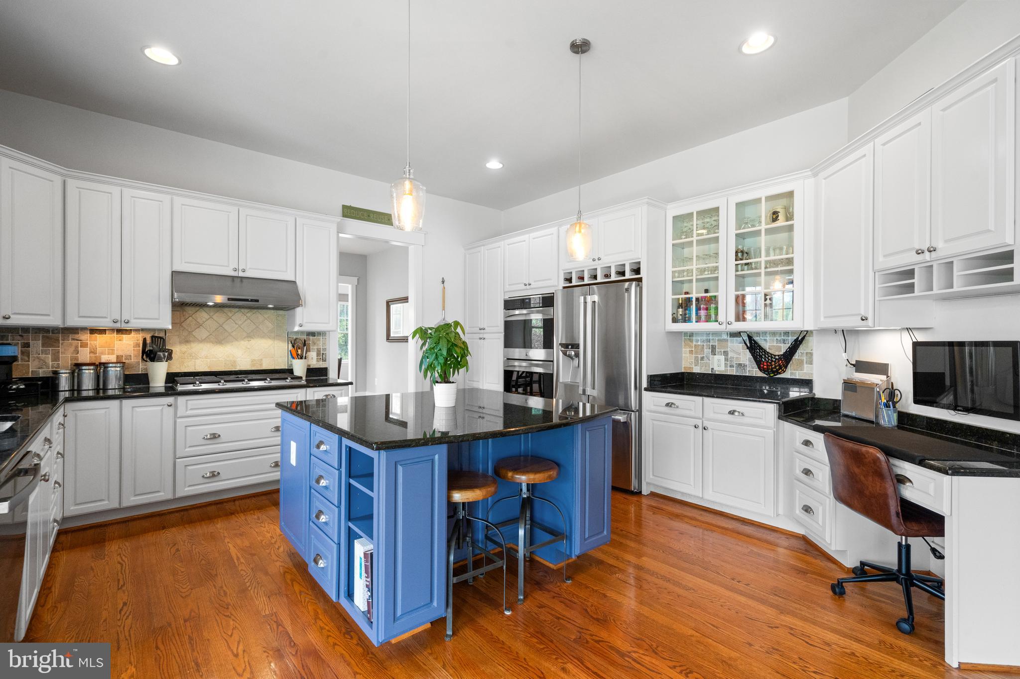 FAIRFAX FARMS - Residential