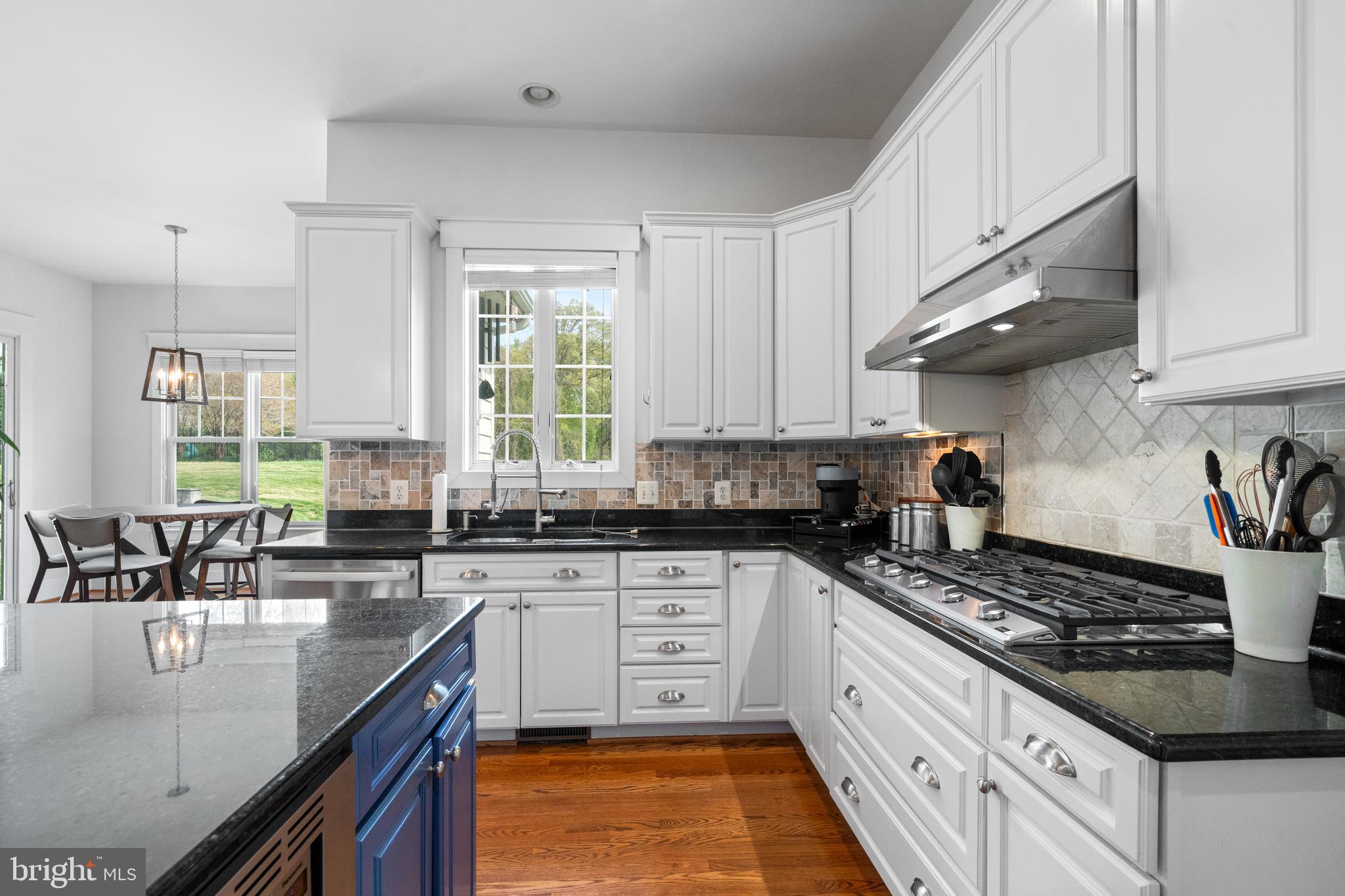 FAIRFAX FARMS - Residential