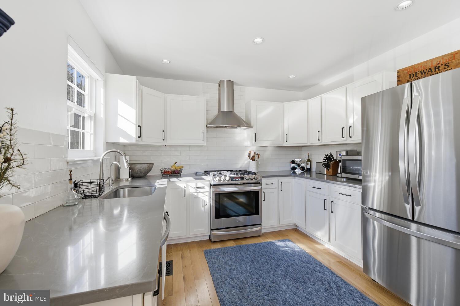 BELLEVUE - Residential