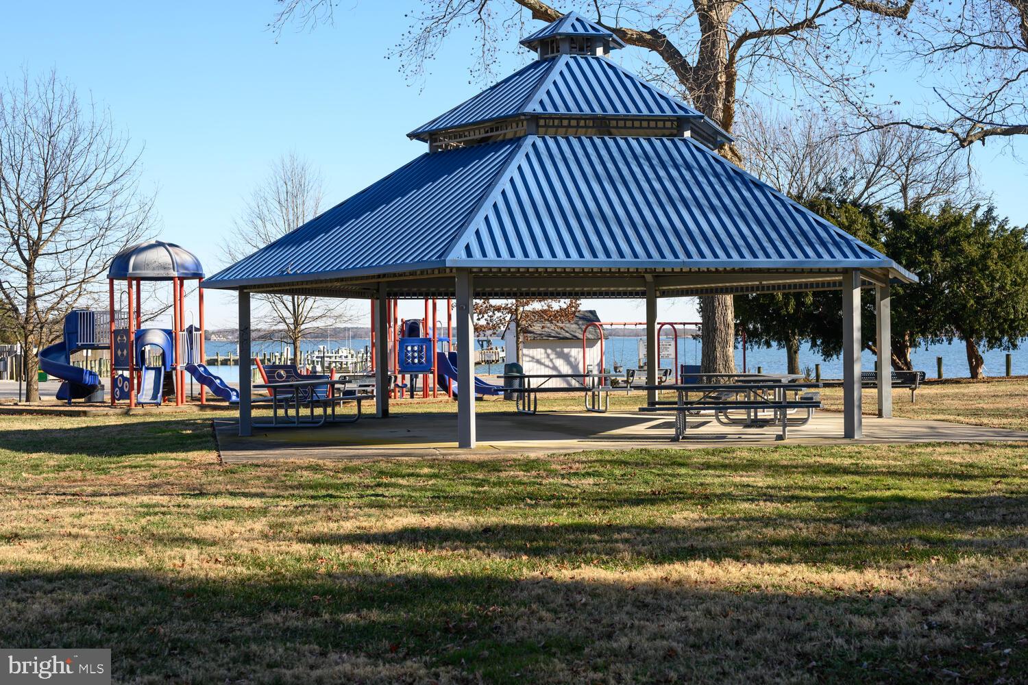 BELLEVUE - Residential