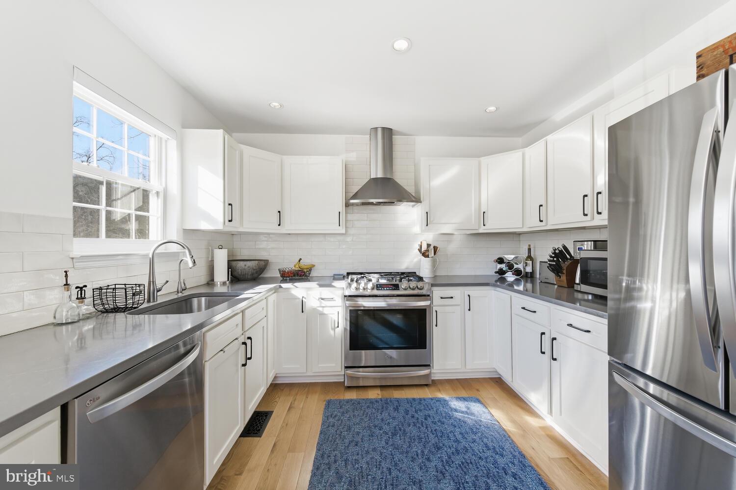 BELLEVUE - Residential