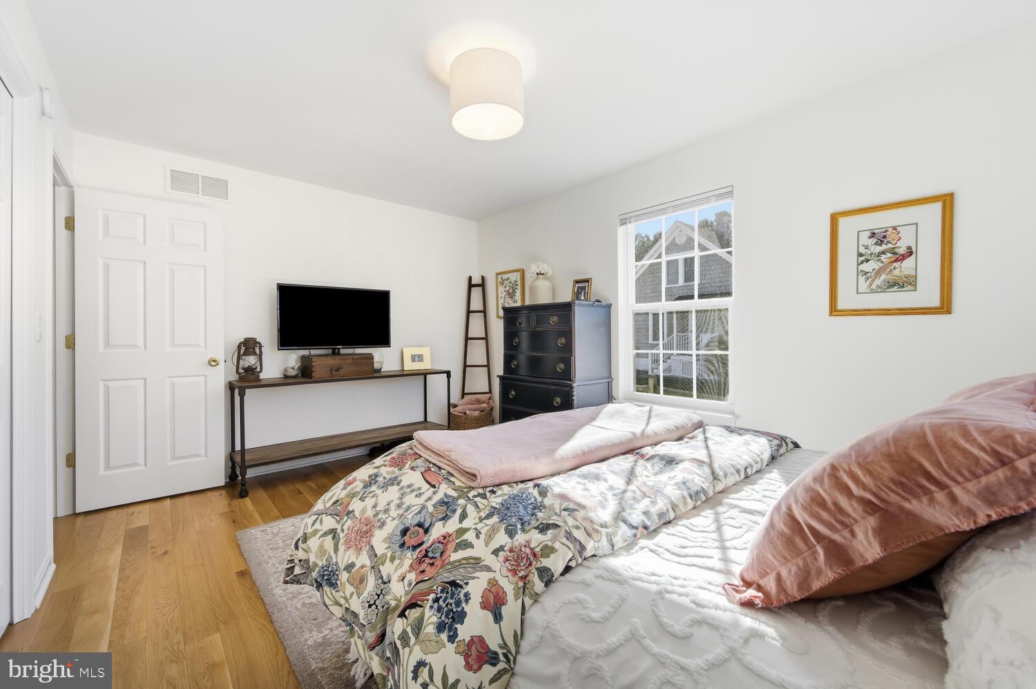 BELLEVUE - Residential