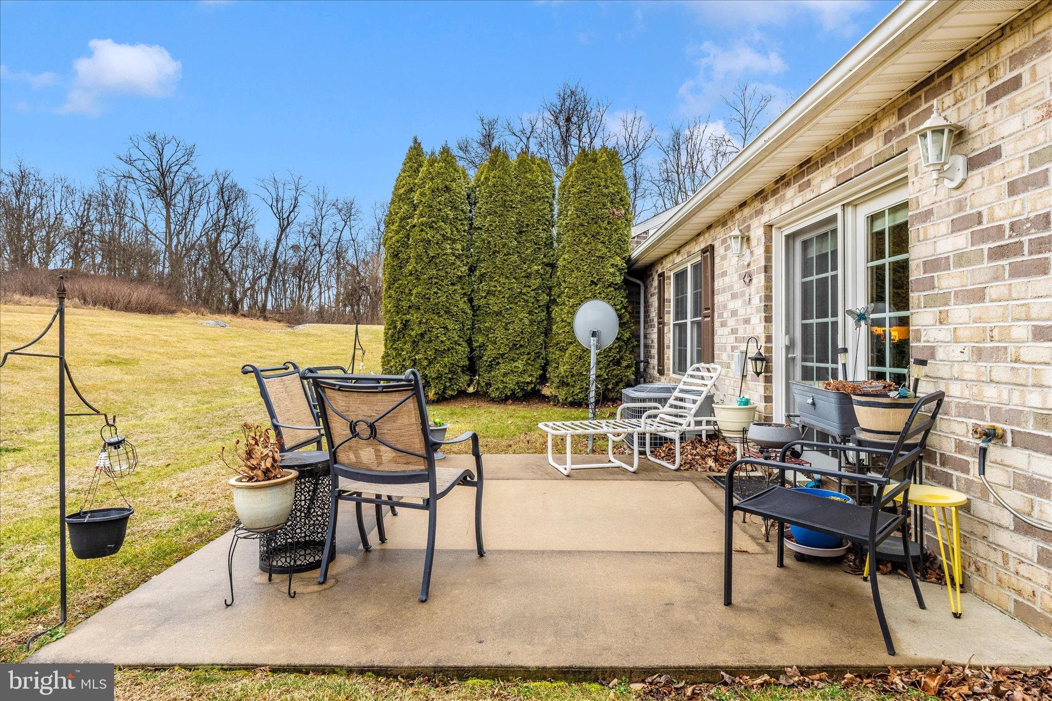 MOSS SPRING - Residential