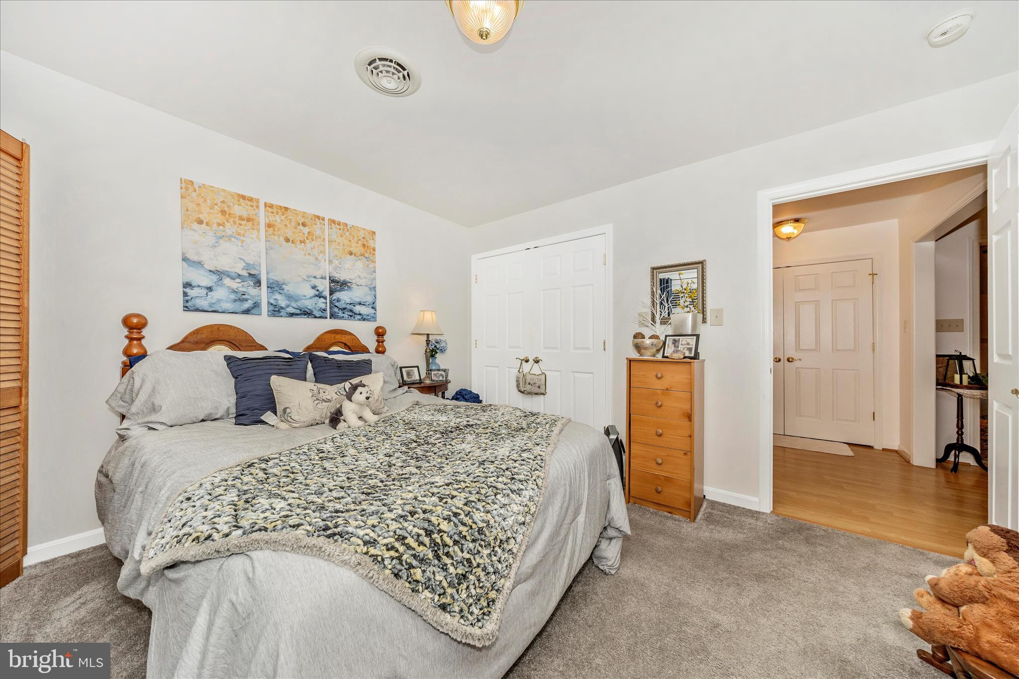 MOSS SPRING - Residential