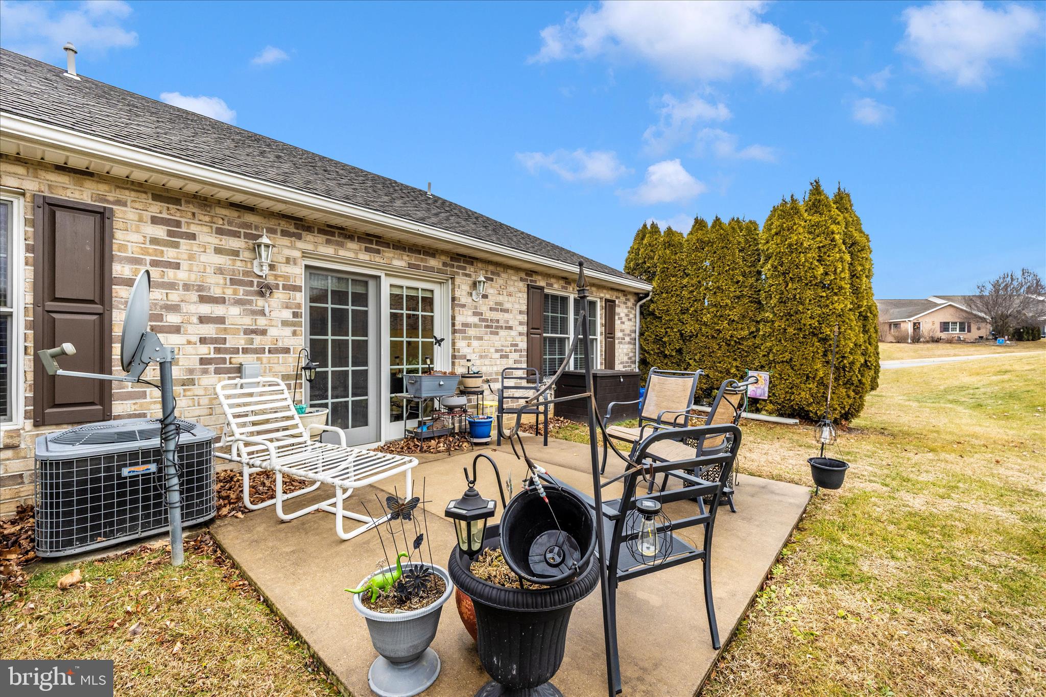 MOSS SPRING - Residential