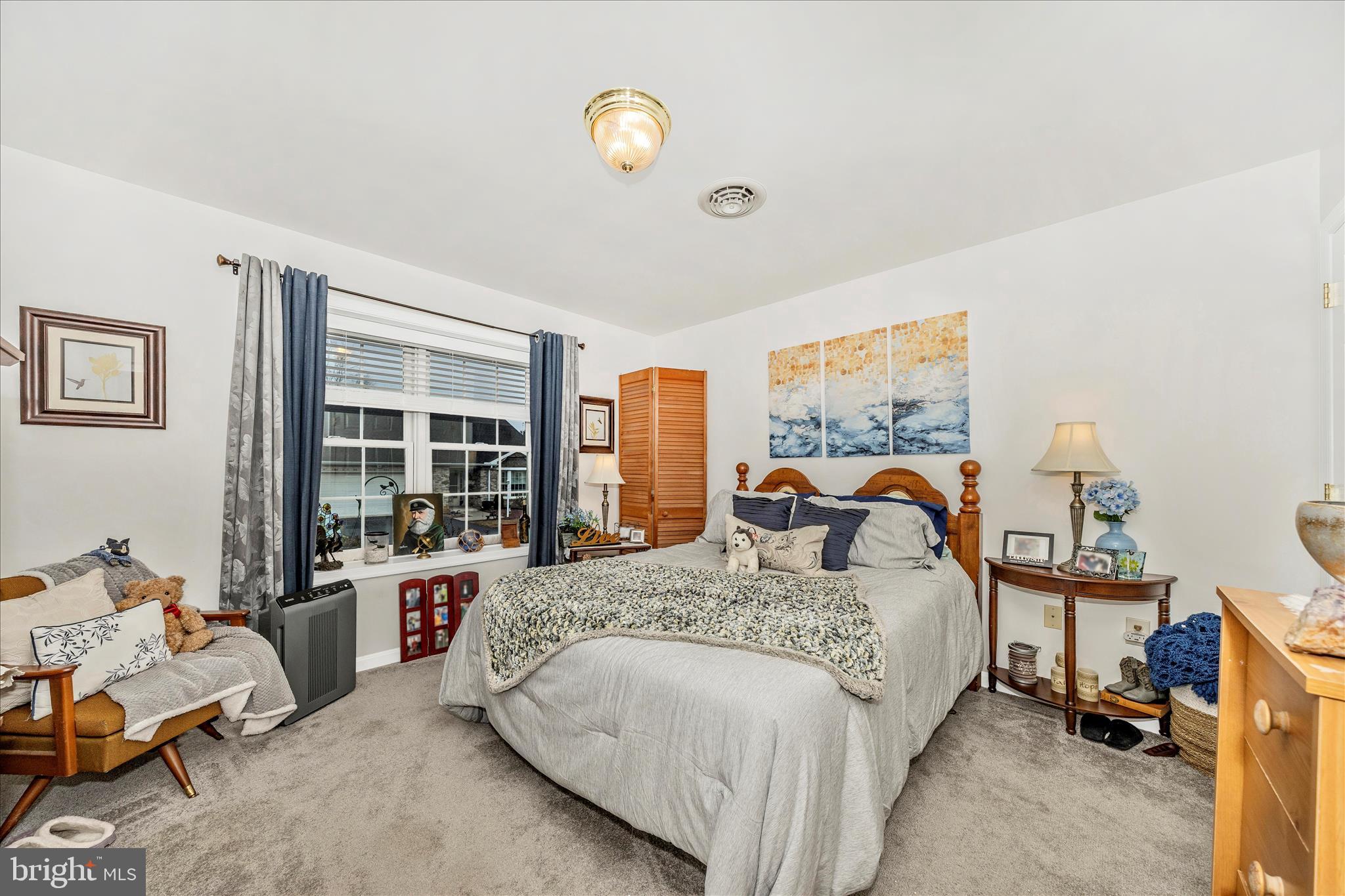 MOSS SPRING - Residential