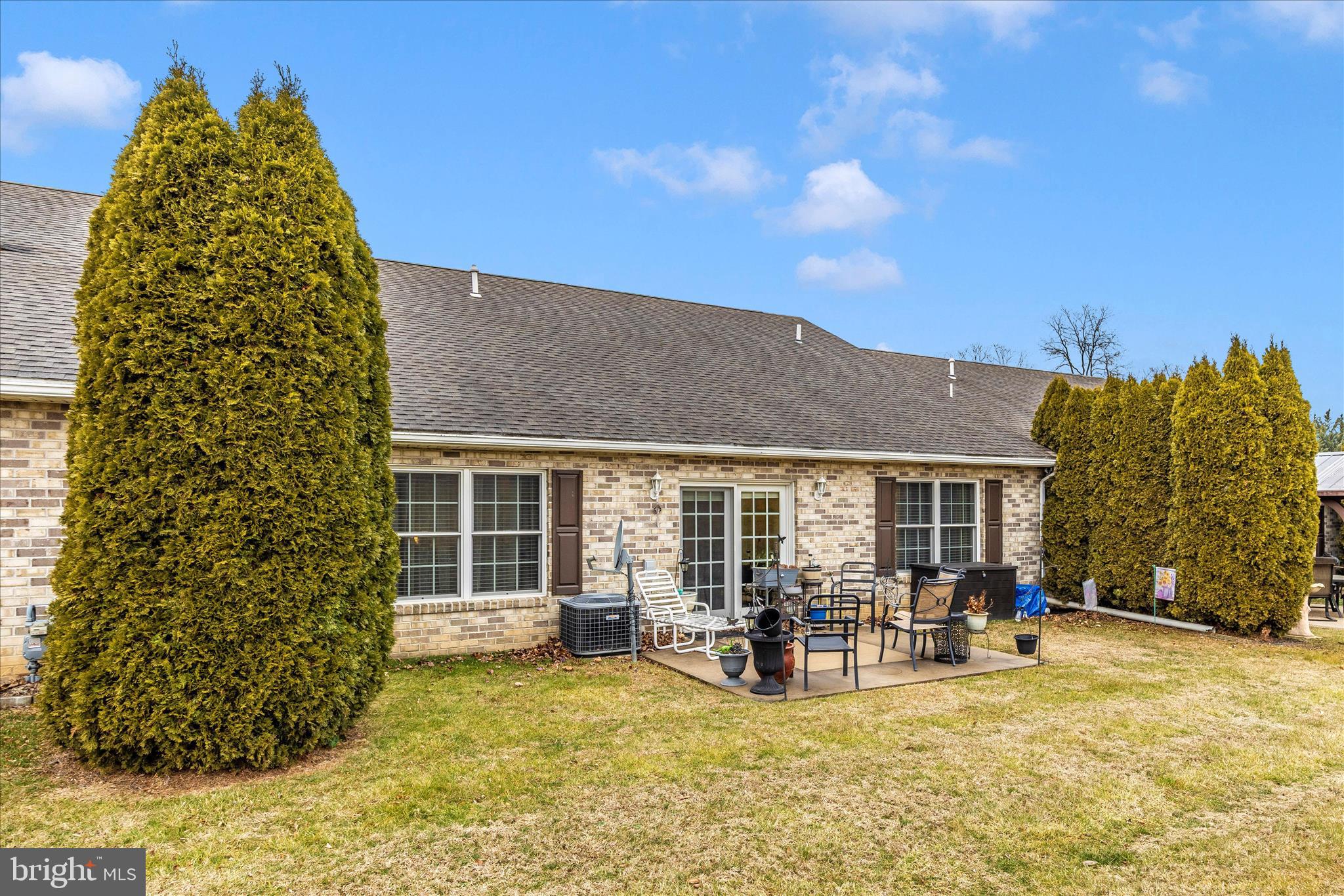 MOSS SPRING - Residential