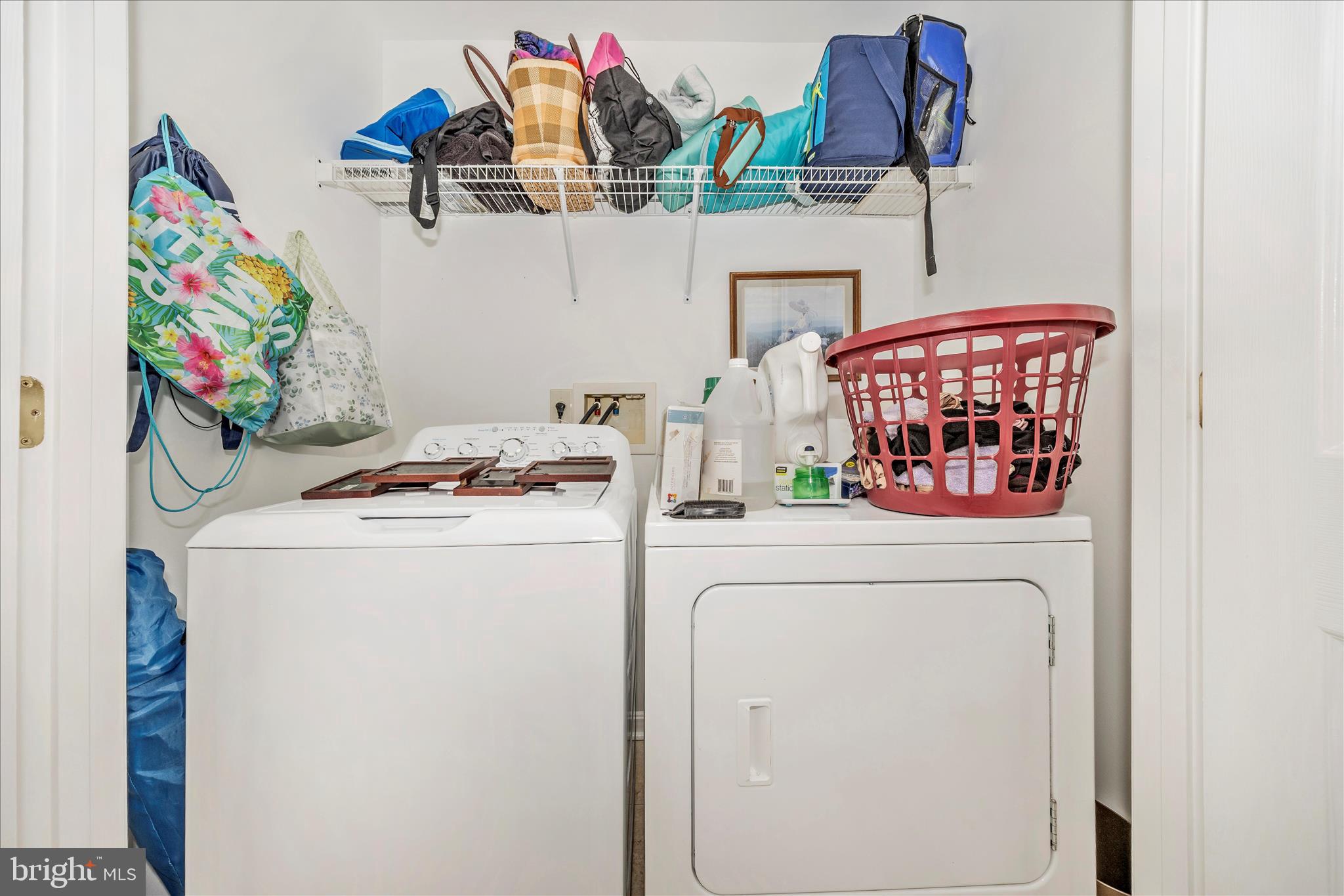 MOSS SPRING - Residential