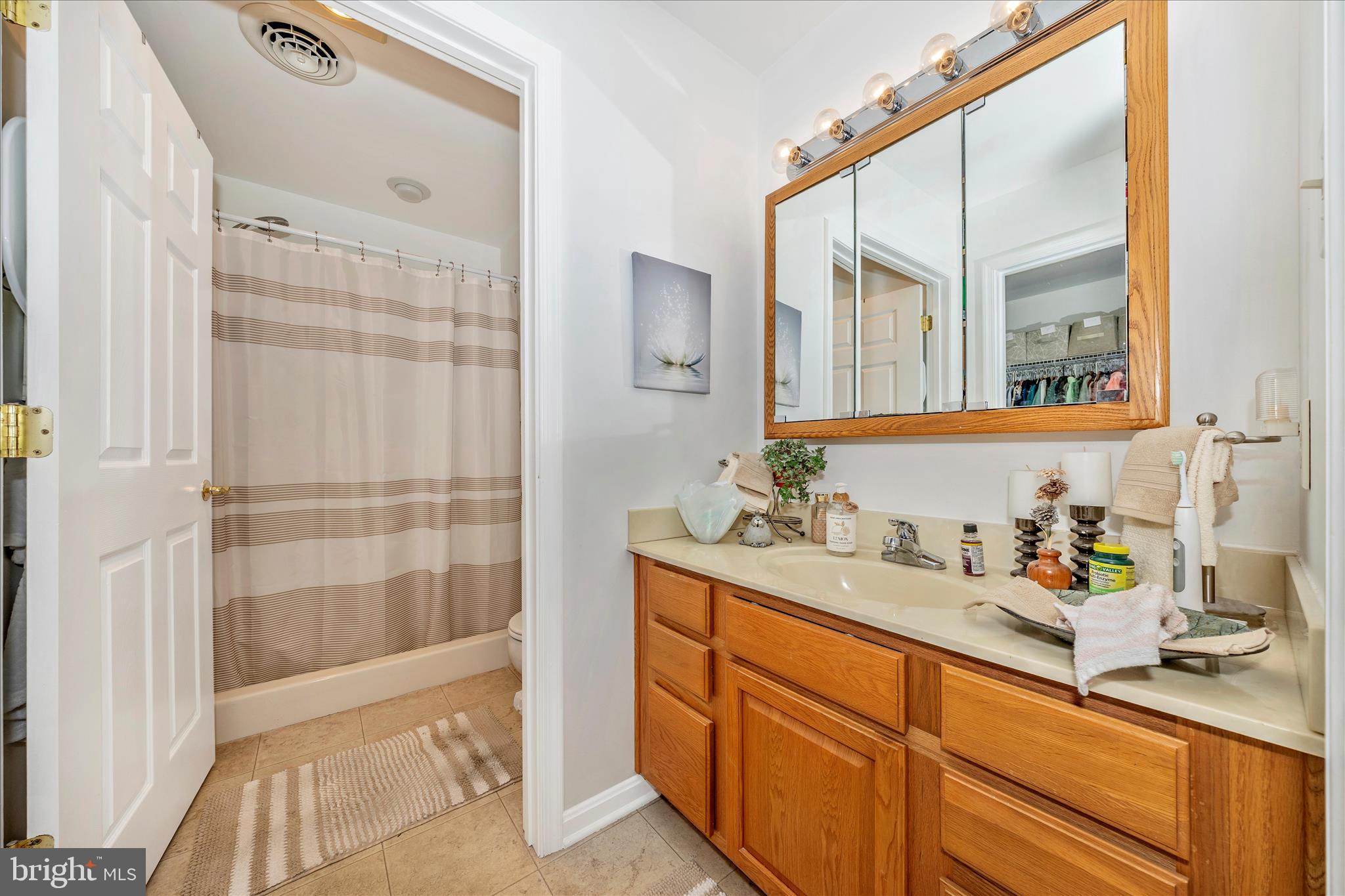 MOSS SPRING - Residential