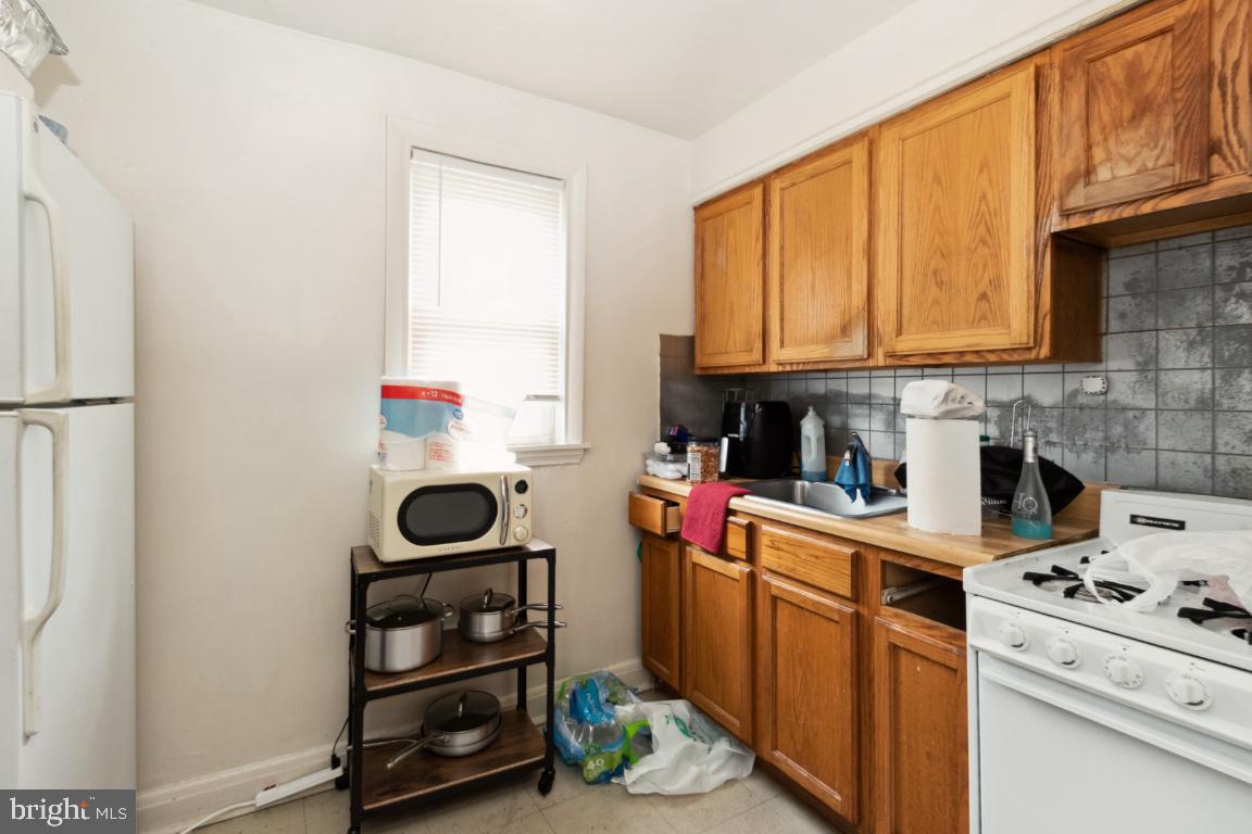 WINDSOR HILLS - Residential Income