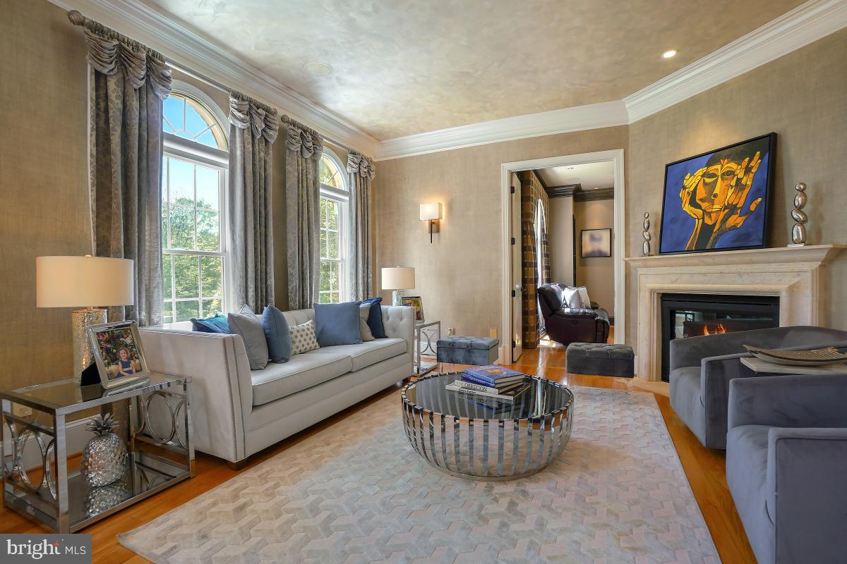 OAKTON - Residential