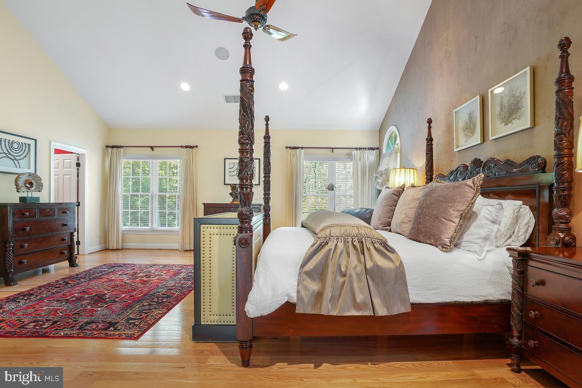 OAKTON - Residential