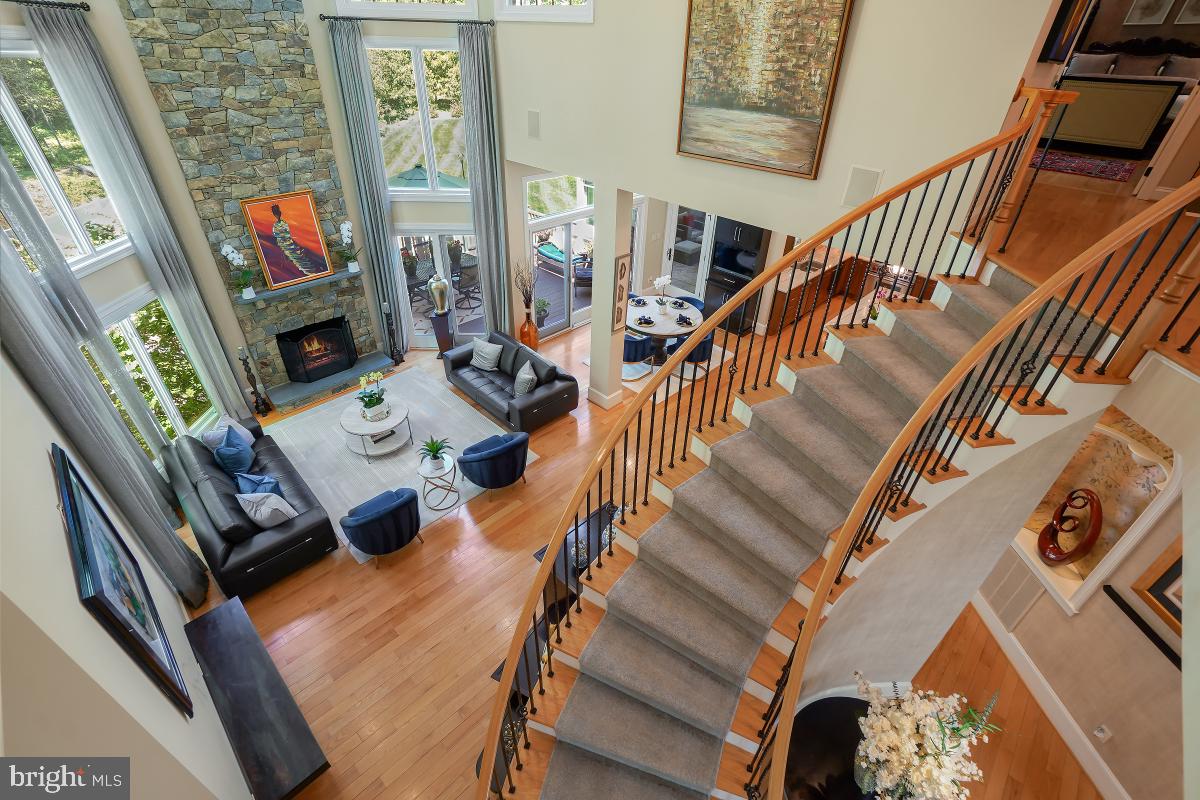 OAKTON - Residential