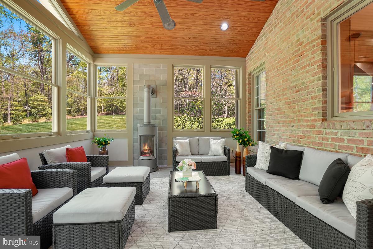 OAKTON - Residential