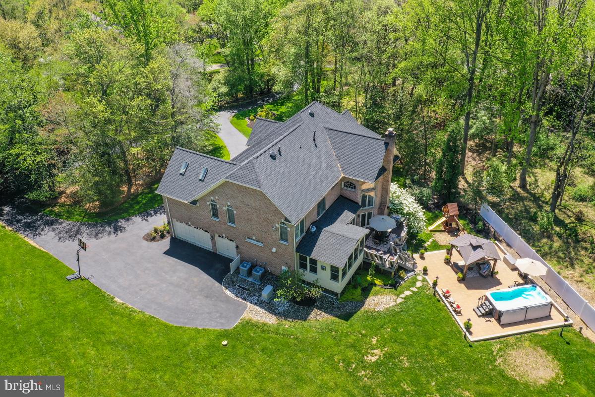 OAKTON - Residential