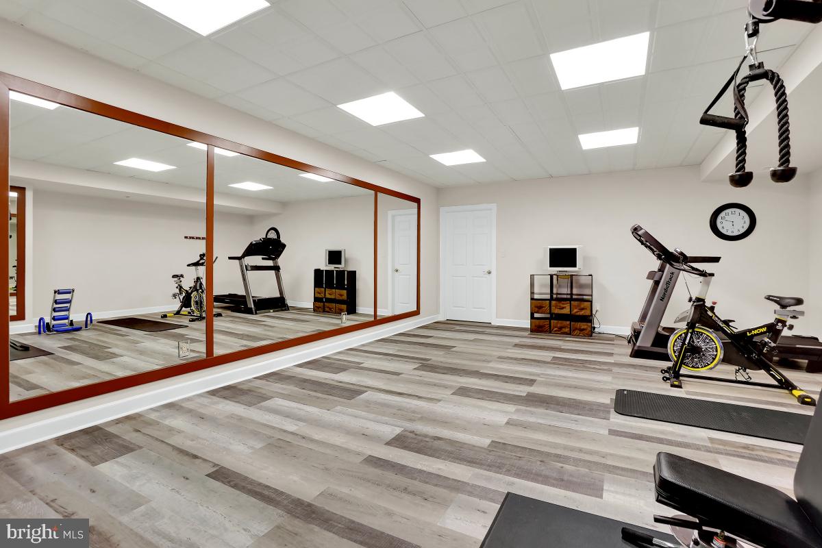 OAKTON - Residential