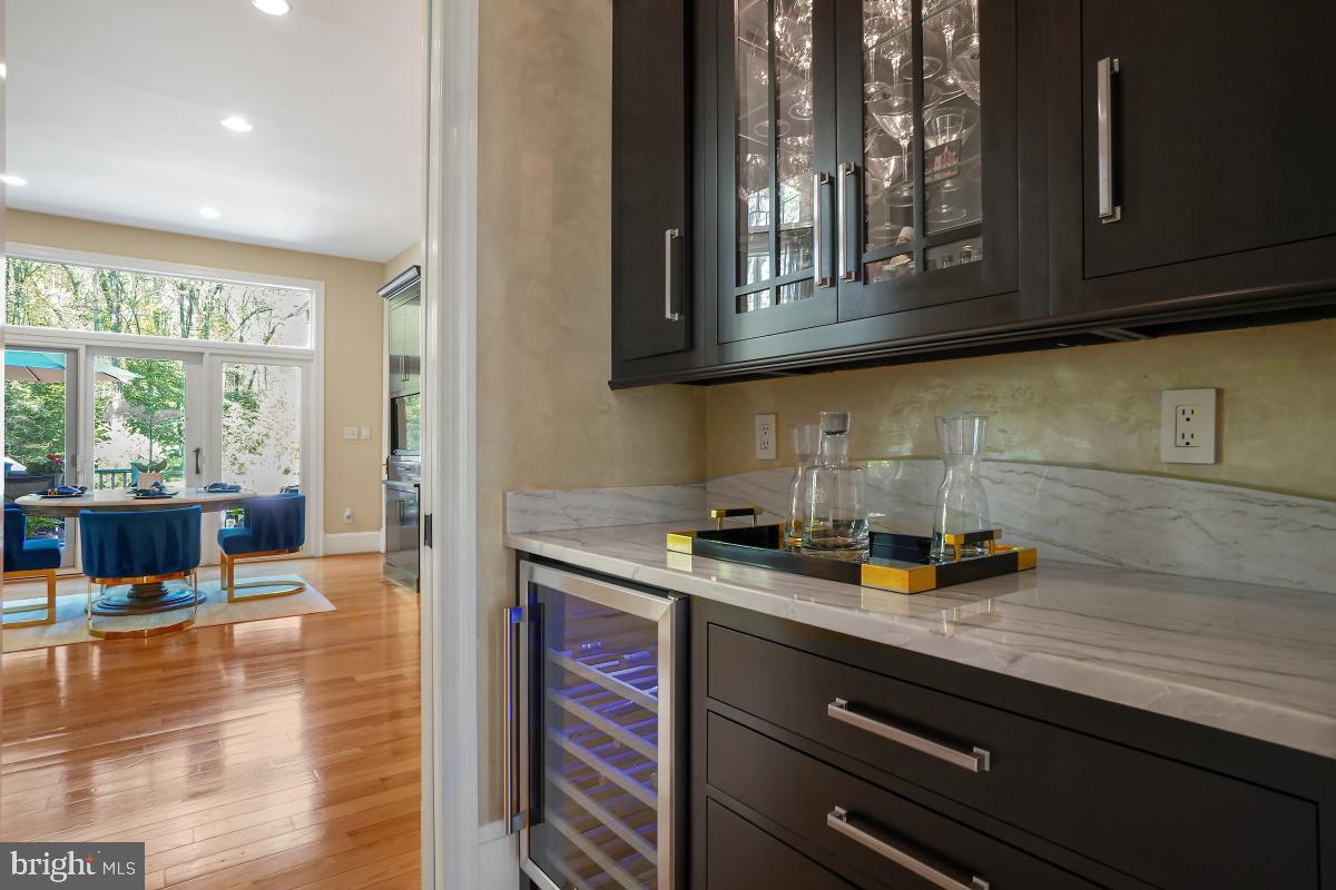 OAKTON - Residential