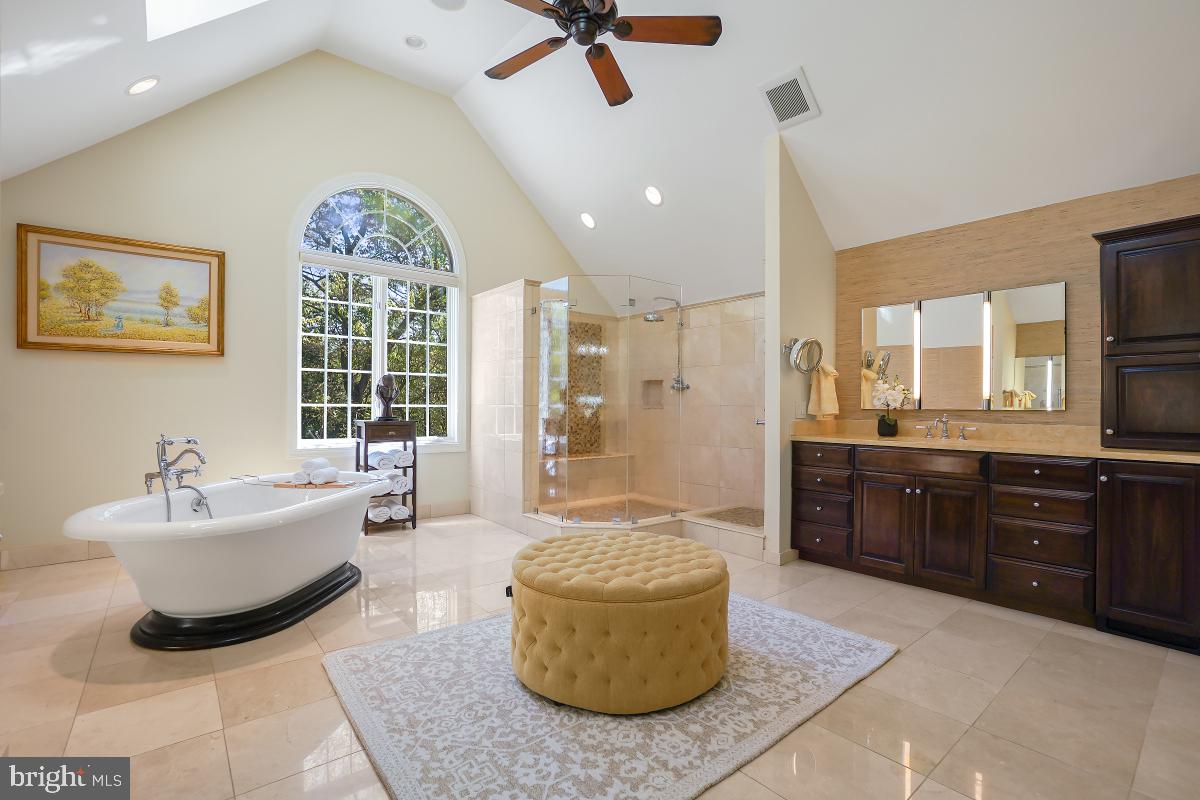 OAKTON - Residential