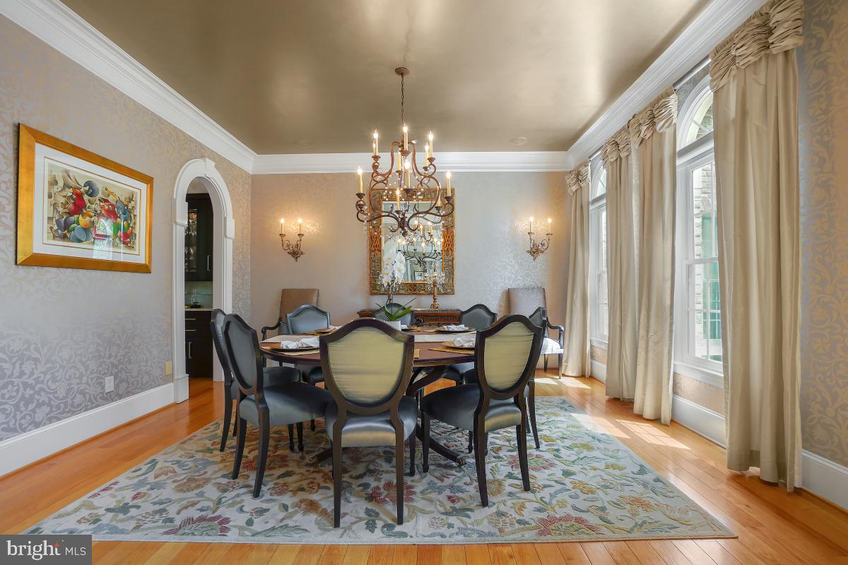 OAKTON - Residential