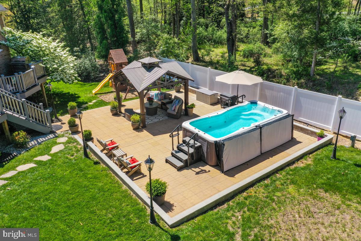 OAKTON - Residential