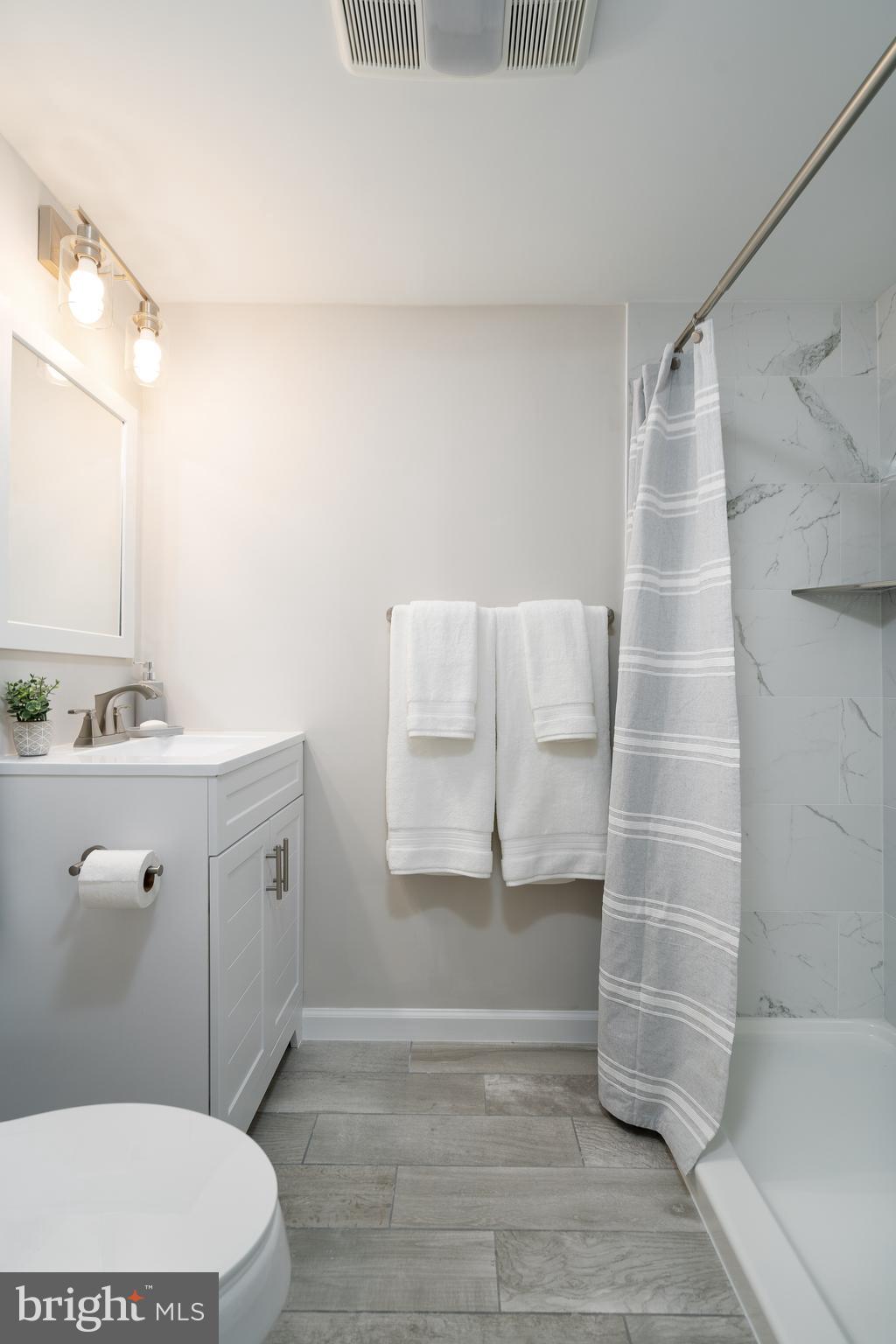 GREENWAY DOWNS - Residential