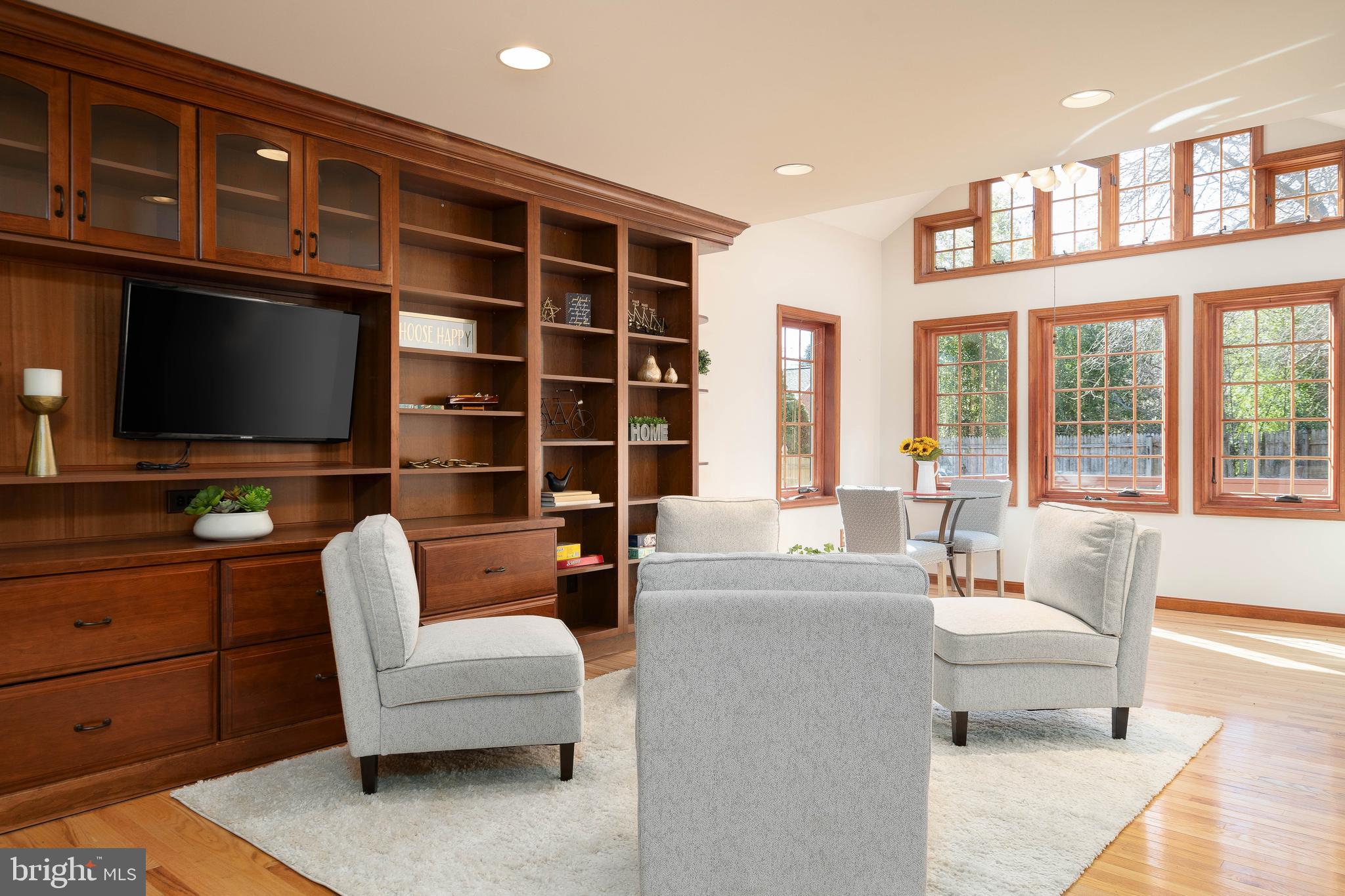 GREENWAY DOWNS - Residential